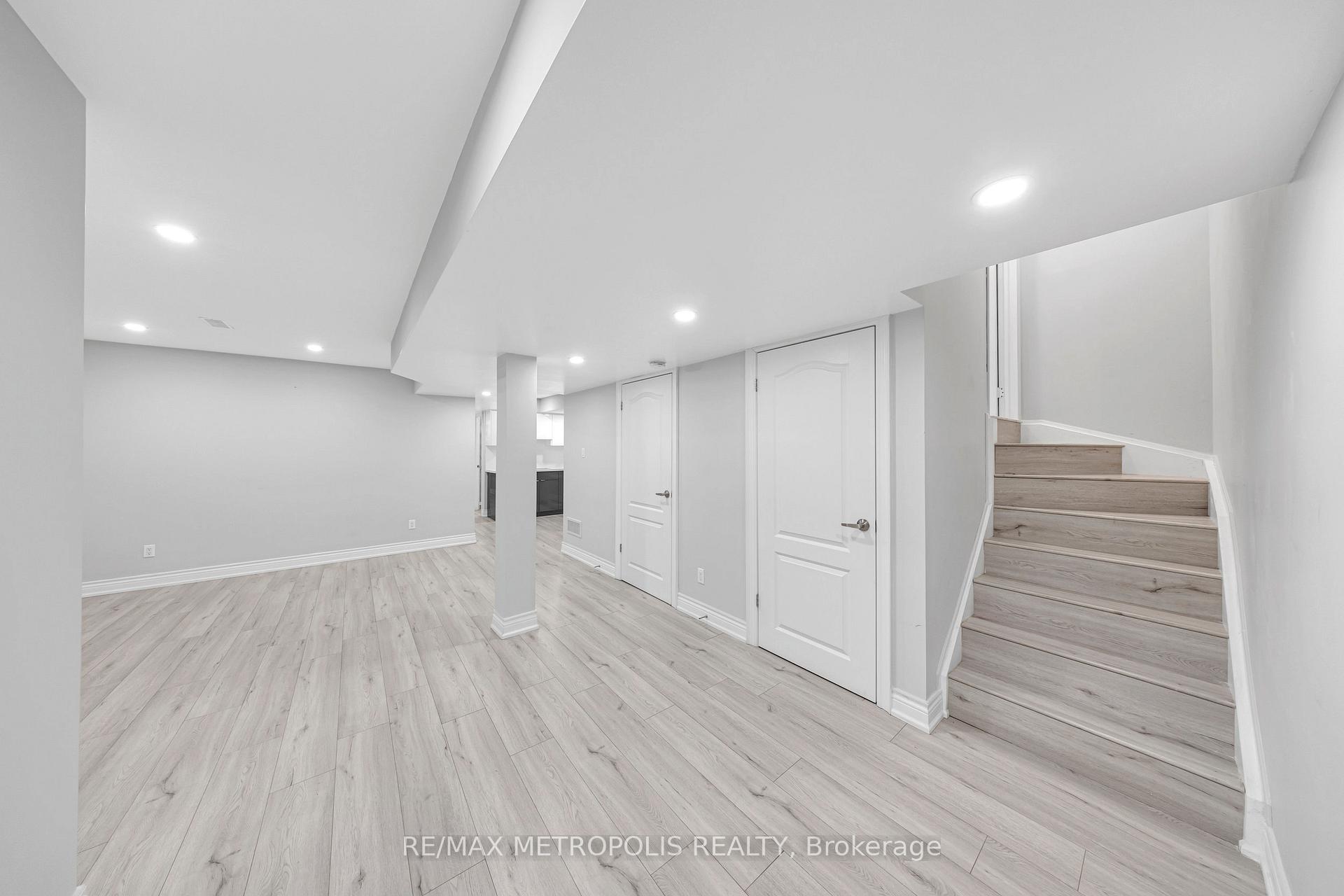 Photo 34 of 10 Snowcreek Street, Markham, Cornell — HOMEH