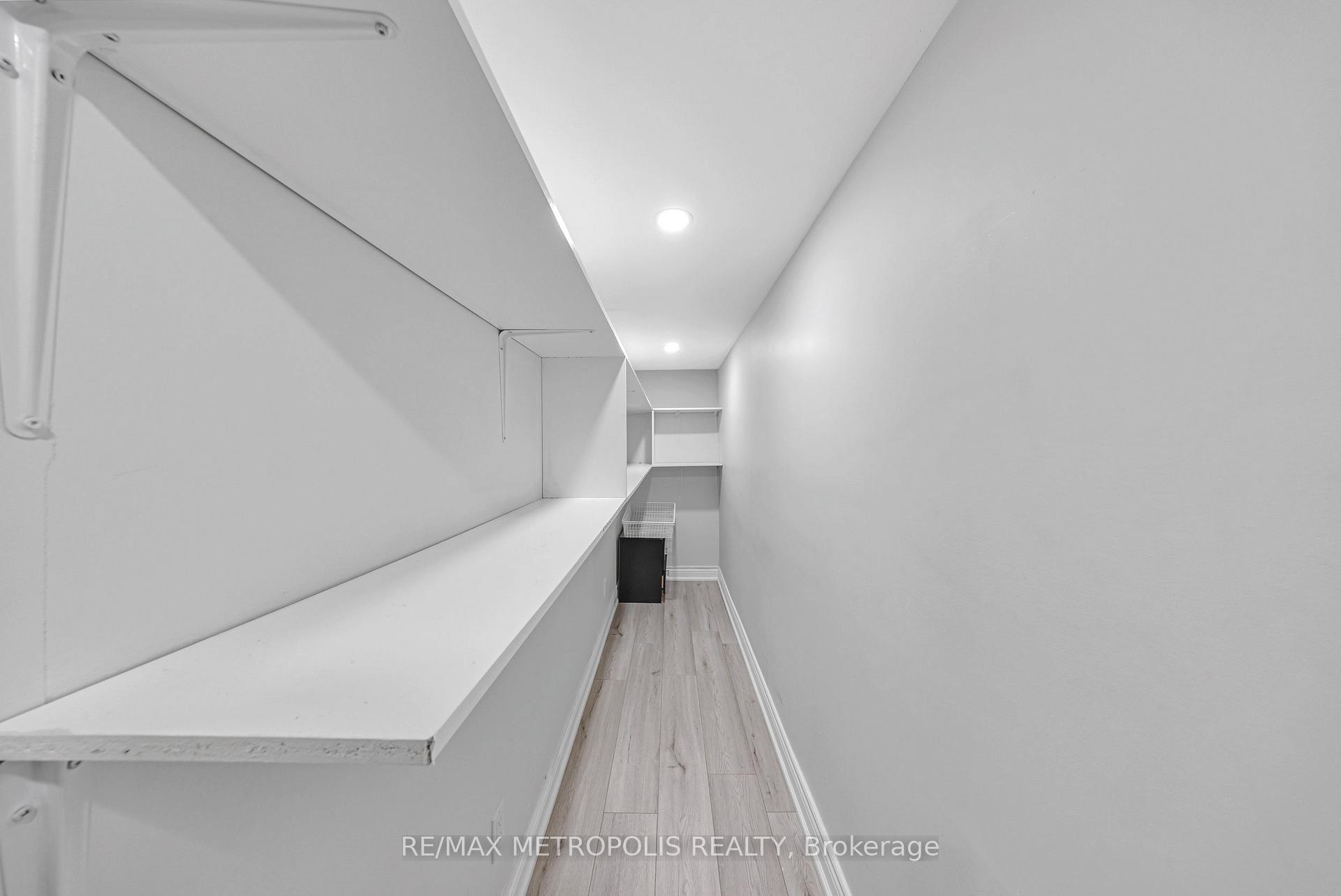 Photo 37 of 10 Snowcreek Street, Markham, Cornell — HOMEH