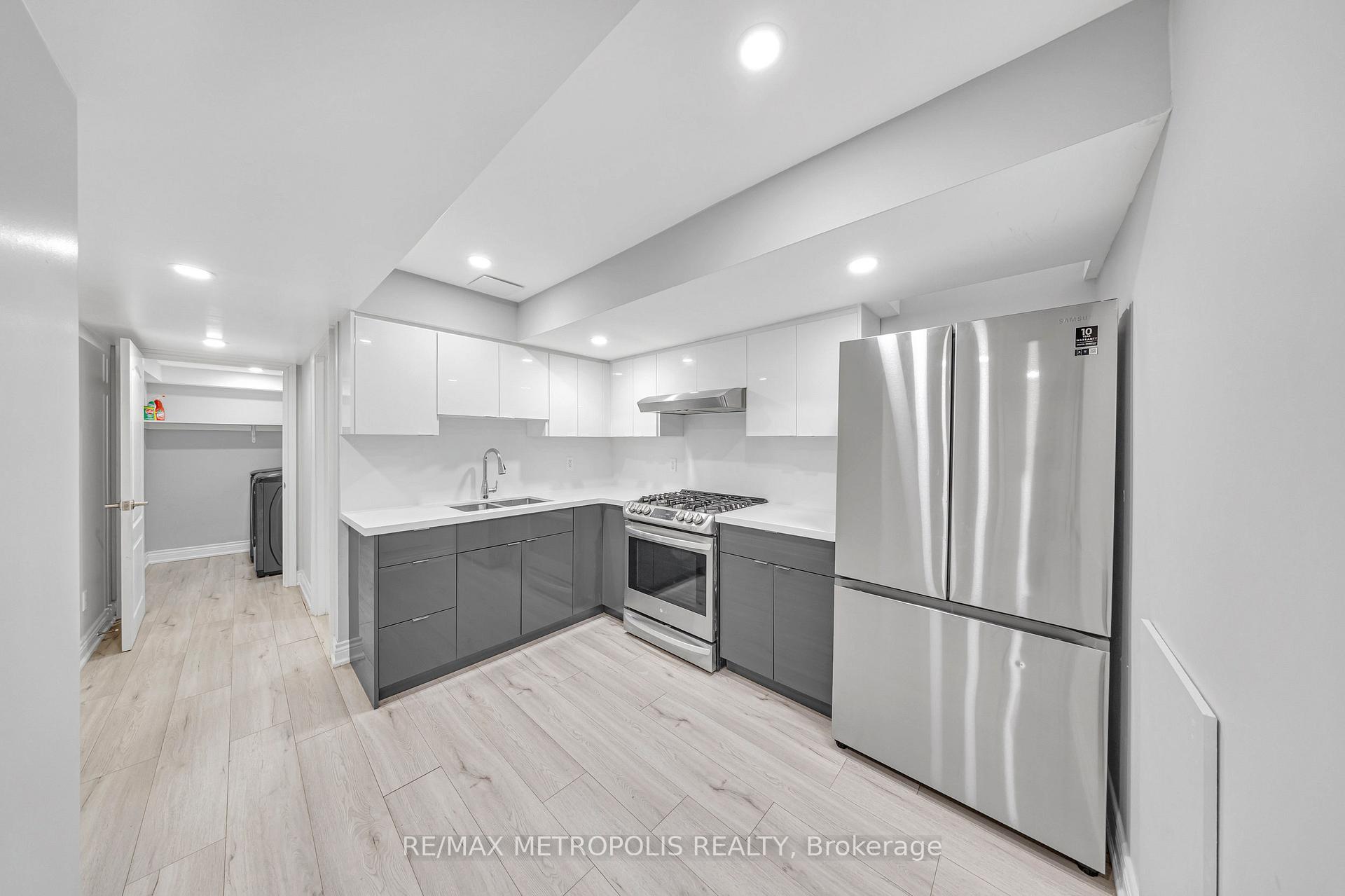 Photo 40 of 10 Snowcreek Street, Markham, Cornell — HOMEH