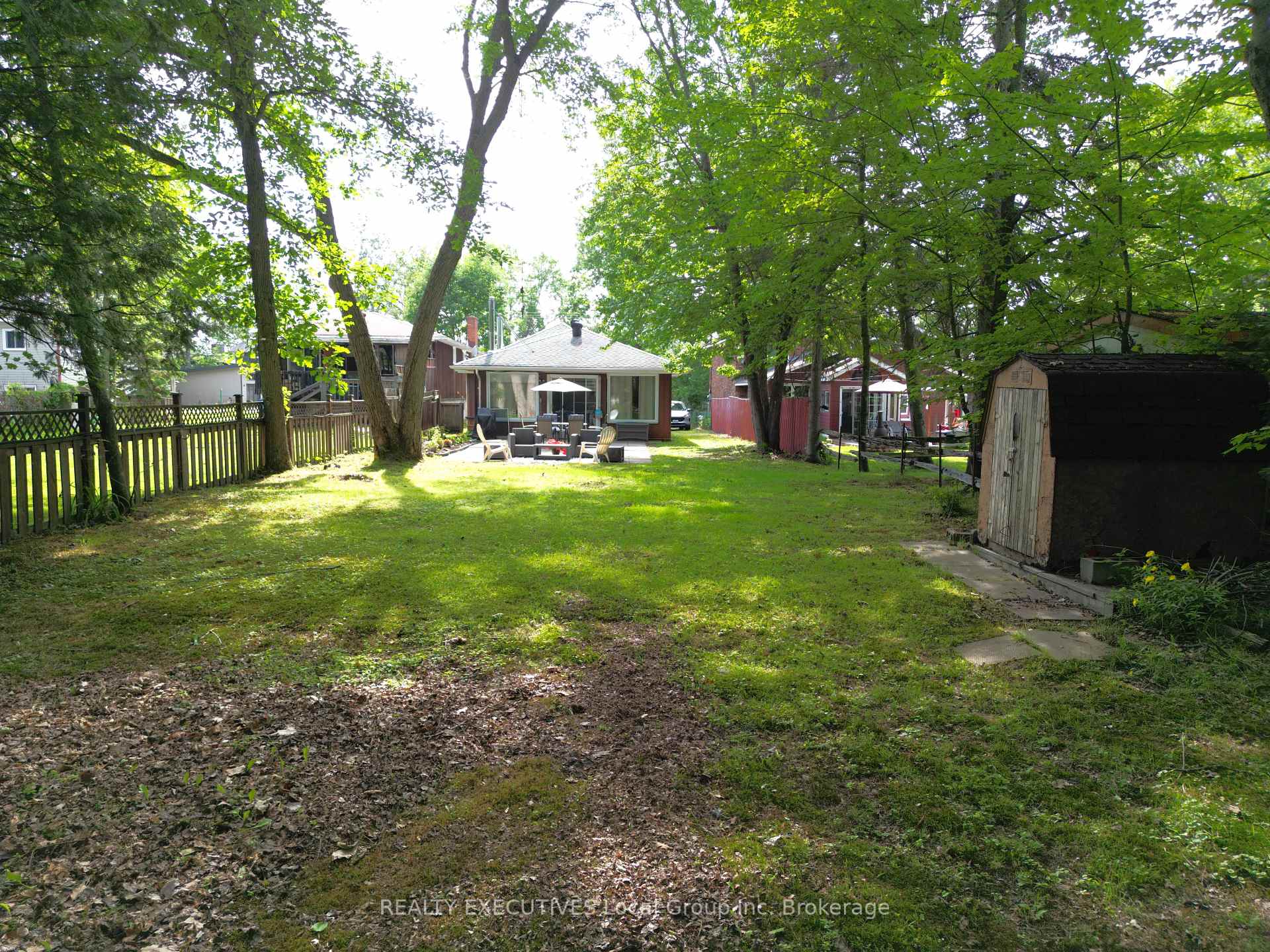 Photo 4 of 1062 Premier Road, North Bay, Ferris — HOMEH