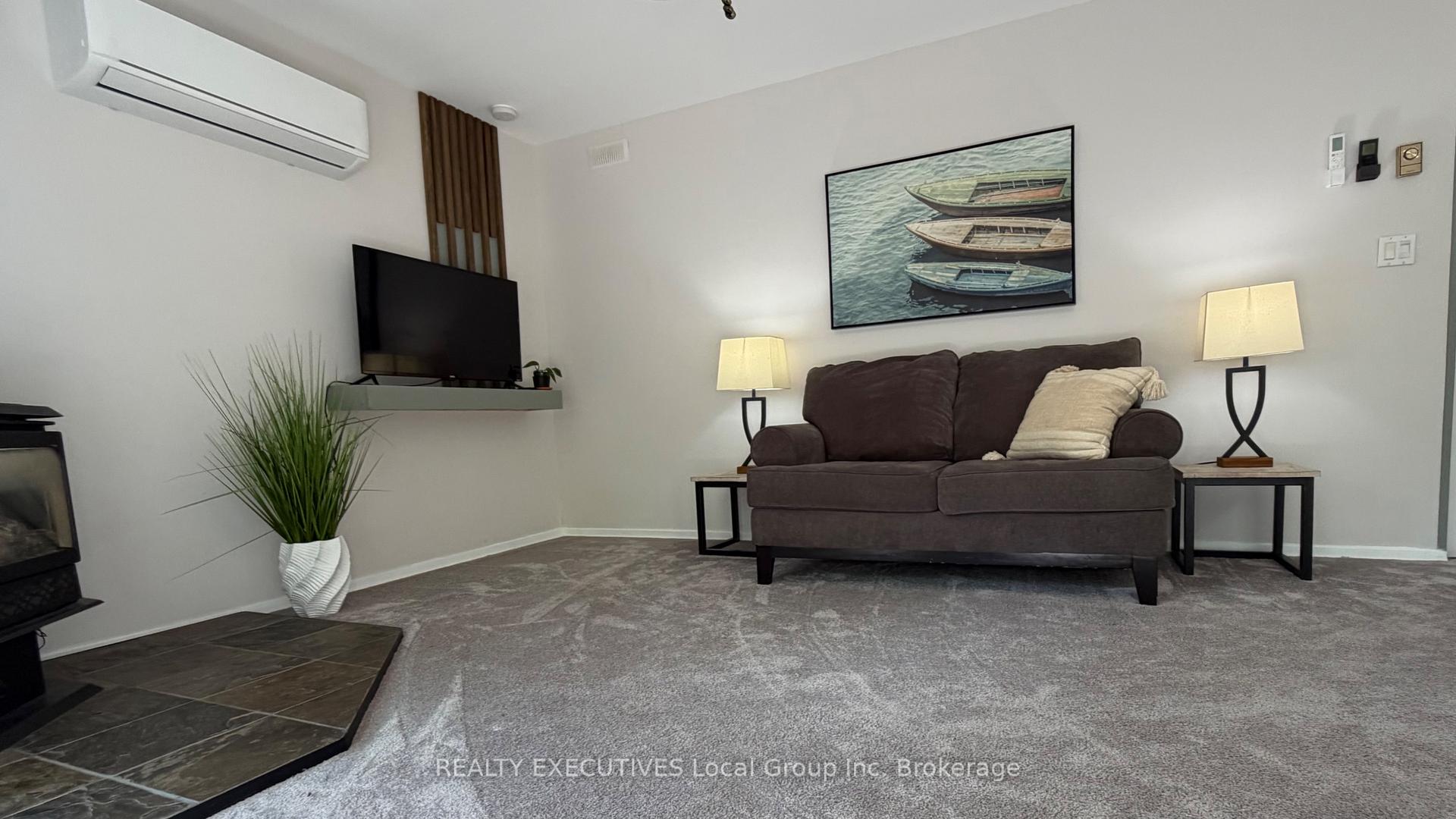 Photo 29 of 1062 Premier Road, North Bay, Ferris — HOMEH