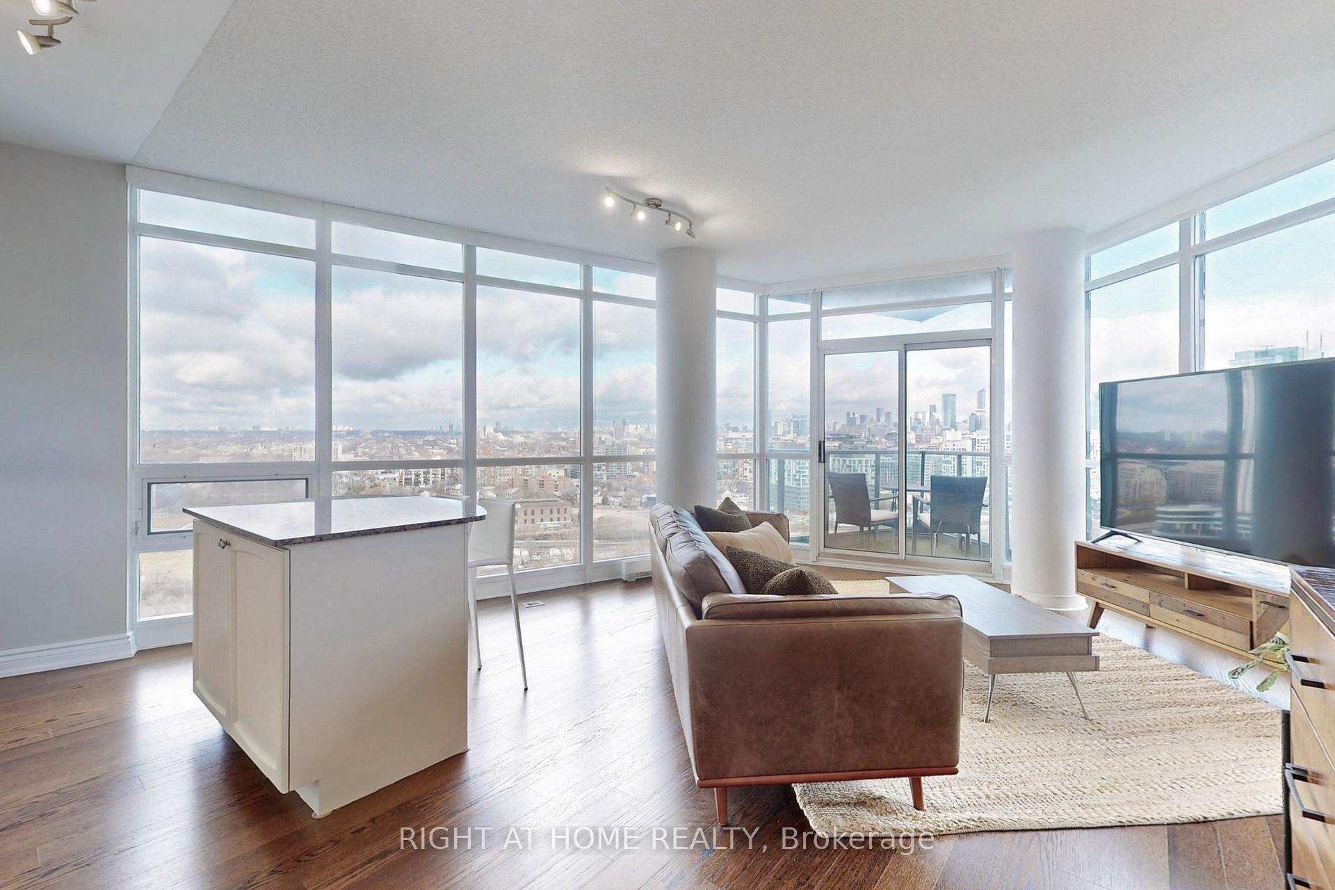 Front of Unit 2309, 231 Fort York Boulevard