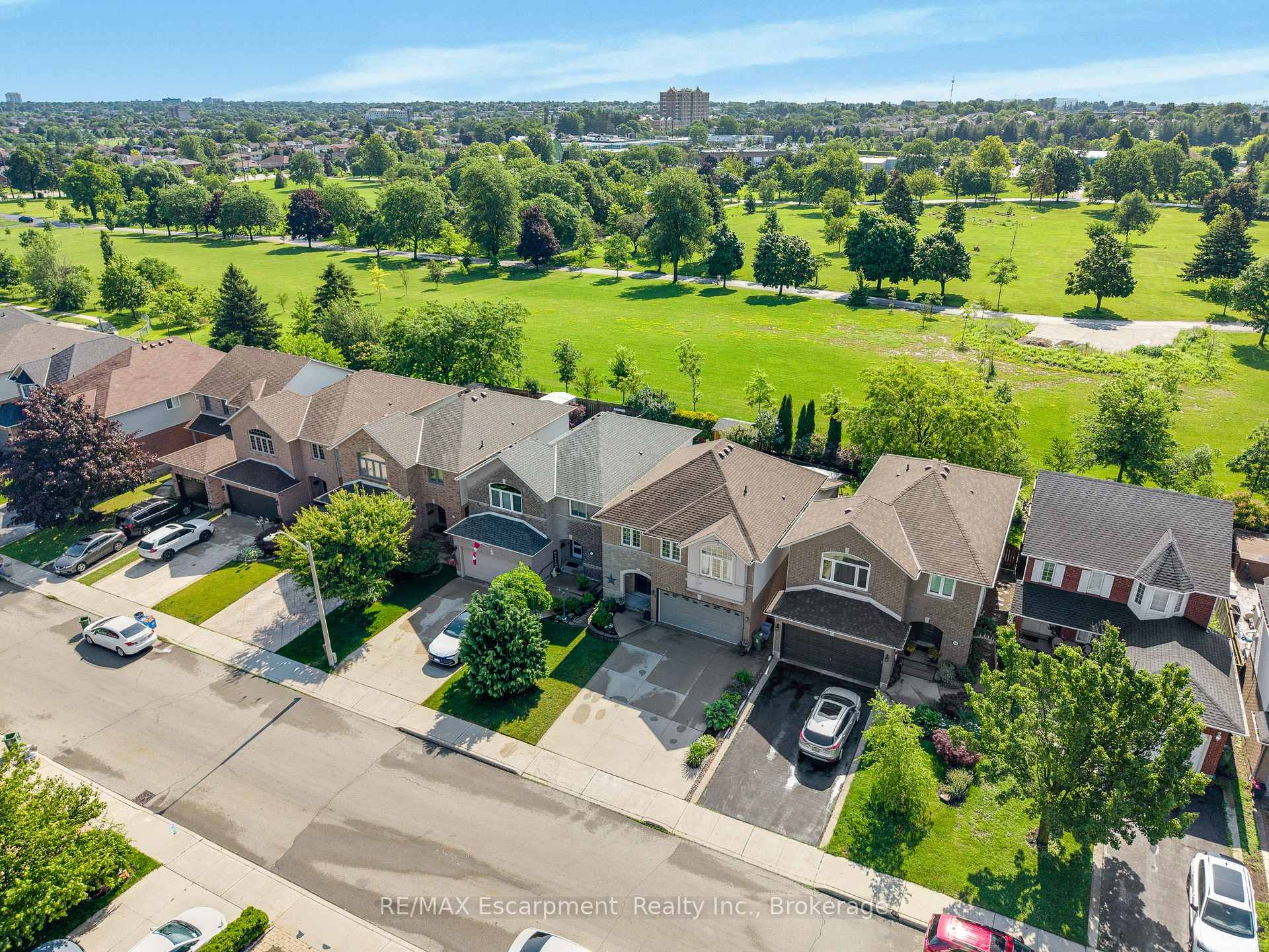 Photo 2 of 409 Jacqueline Boulevard, Hamilton, Allison — HOMEH