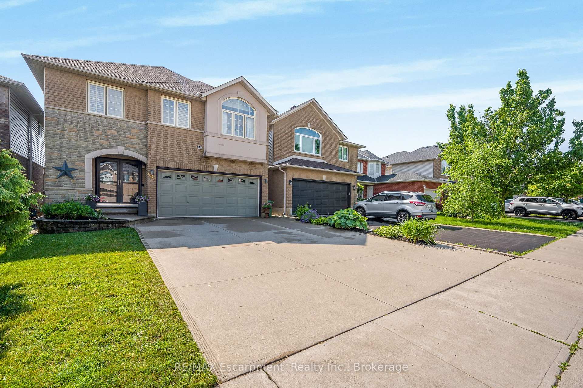 Photo 3 of 409 Jacqueline Boulevard, Hamilton, Allison — HOMEH
