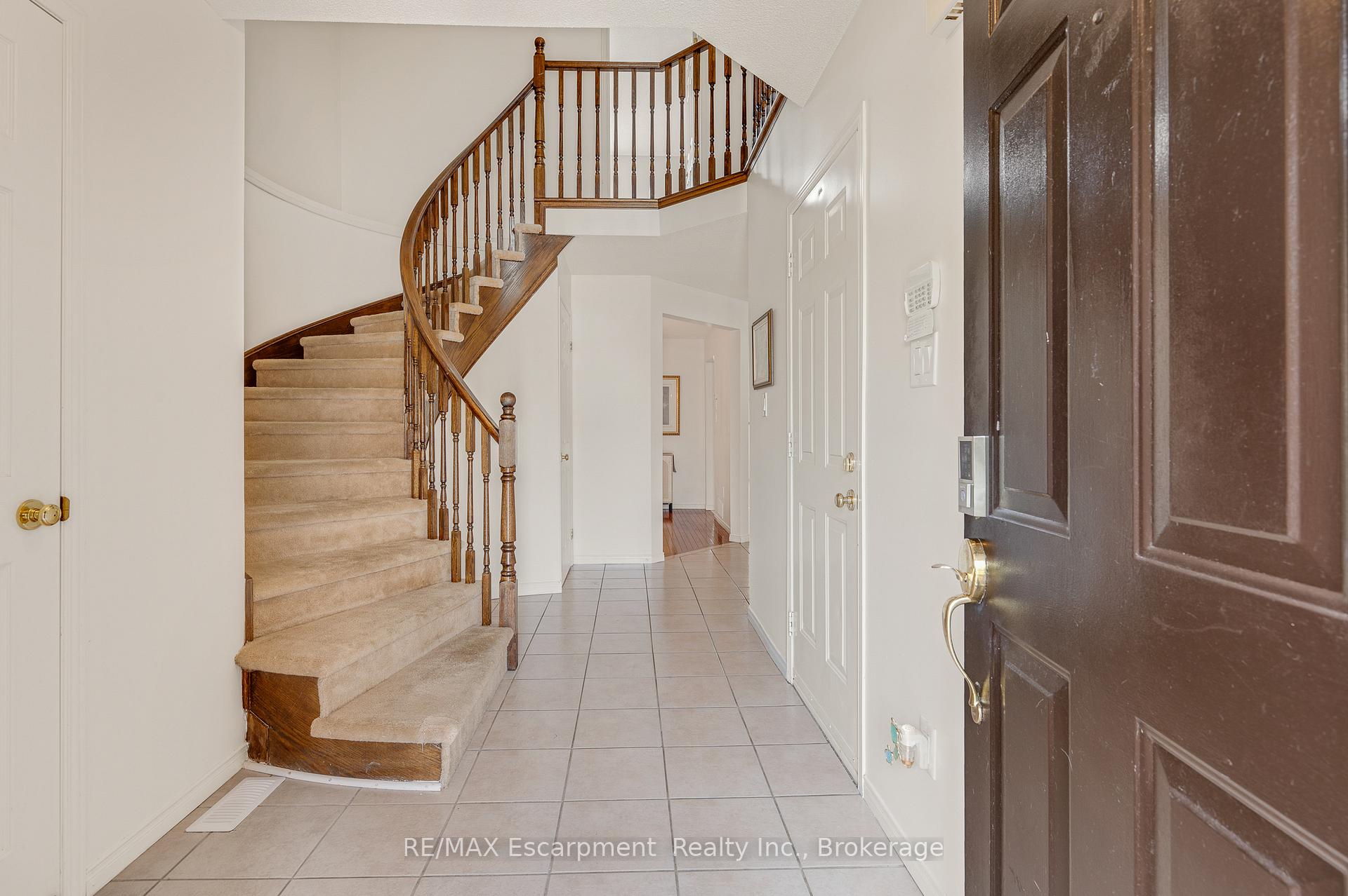 Photo 5 of 409 Jacqueline Boulevard, Hamilton, Allison — HOMEH