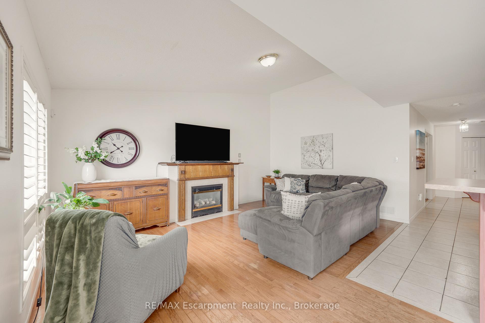 Photo 16 of 409 Jacqueline Boulevard, Hamilton, Allison — HOMEH