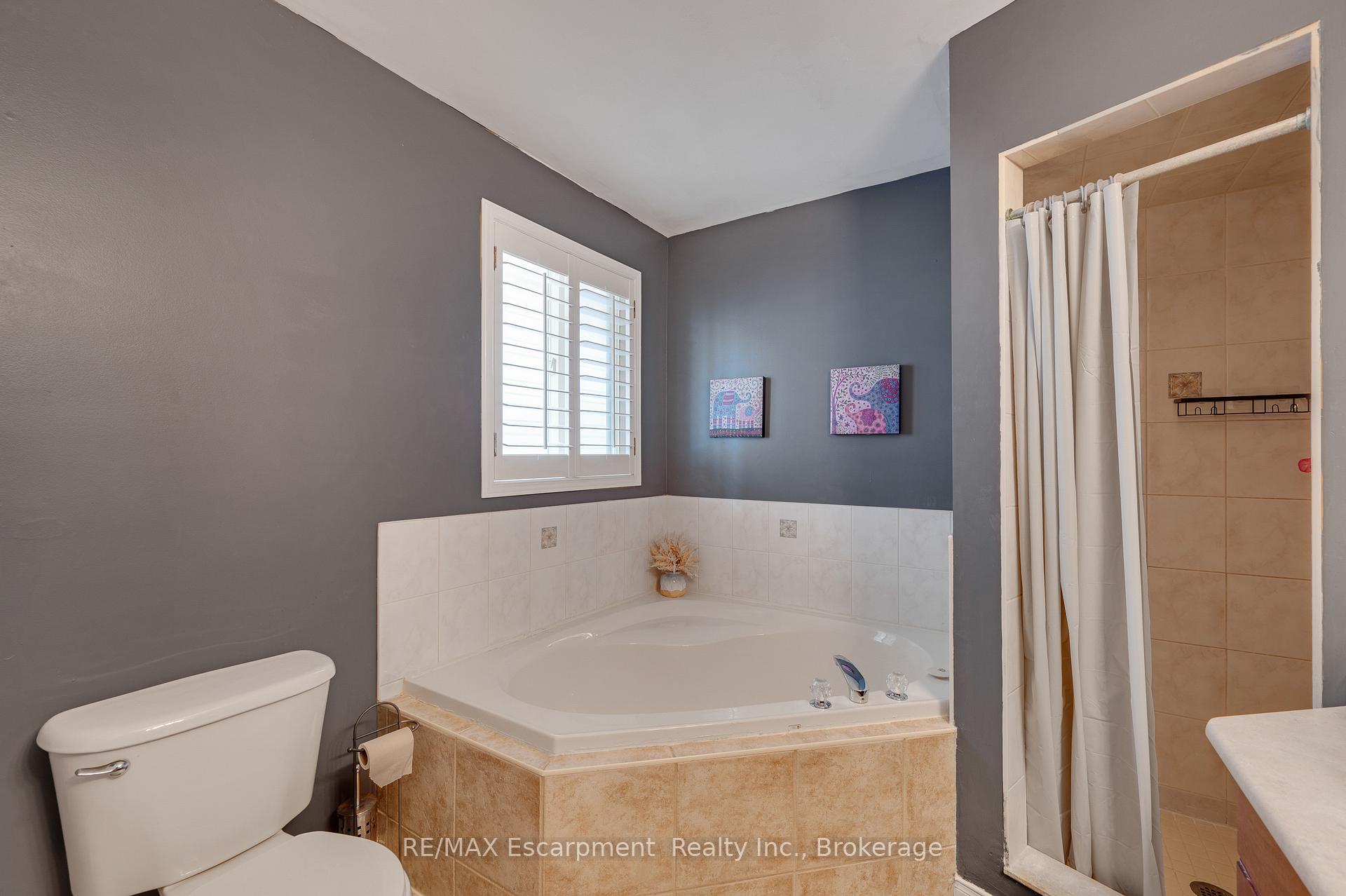 Photo 19 of 409 Jacqueline Boulevard, Hamilton, Allison — HOMEH