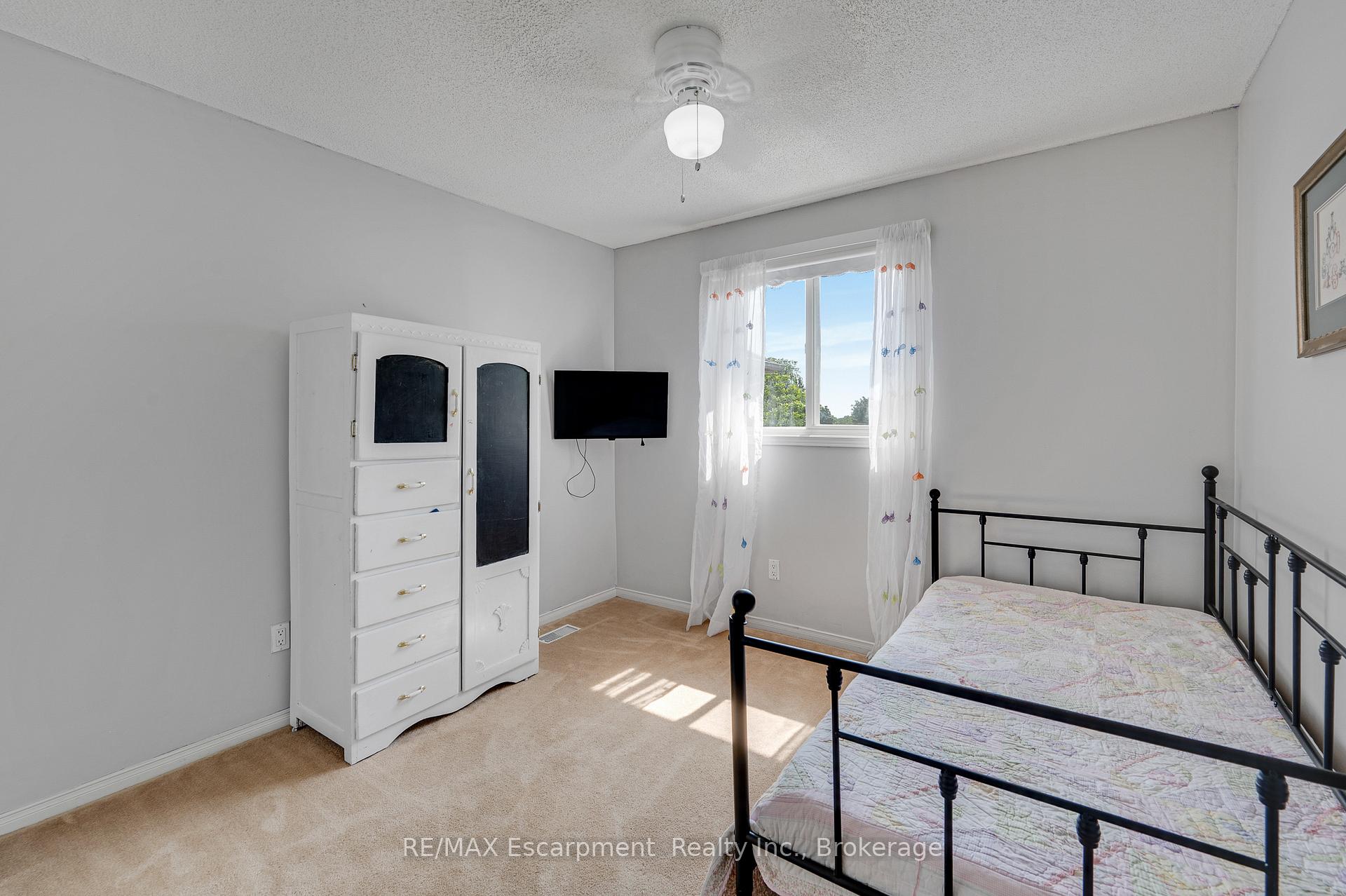 Photo 22 of 409 Jacqueline Boulevard, Hamilton, Allison — HOMEH