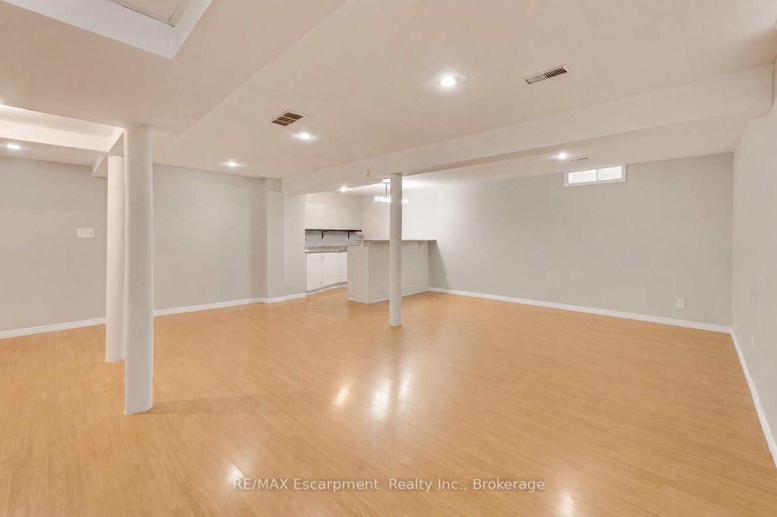 Photo 24 of 409 Jacqueline Boulevard, Hamilton, Allison — HOMEH