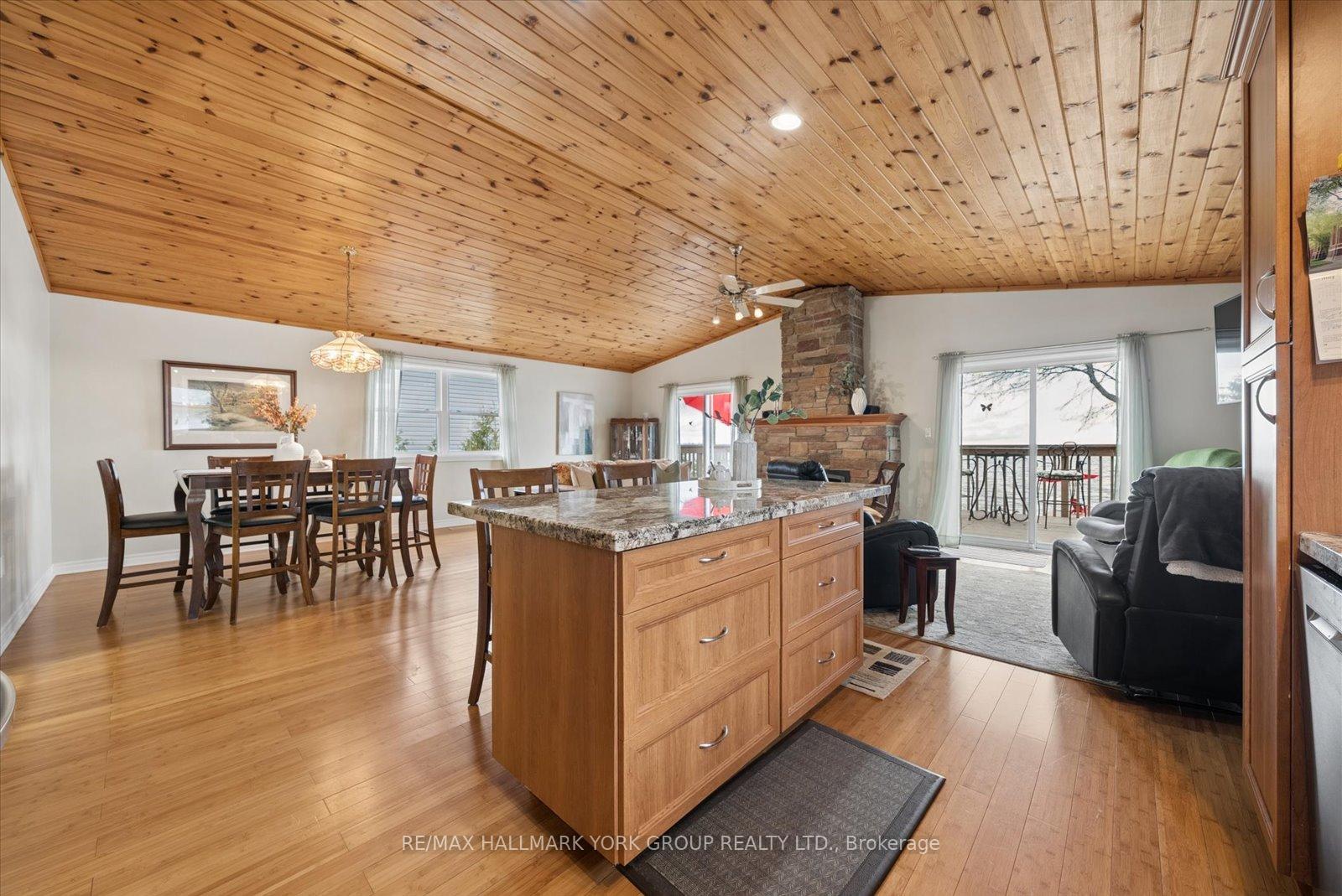 Photo 7 of 168 Irving Drive, Georgina, Pefferlaw — HOMEH