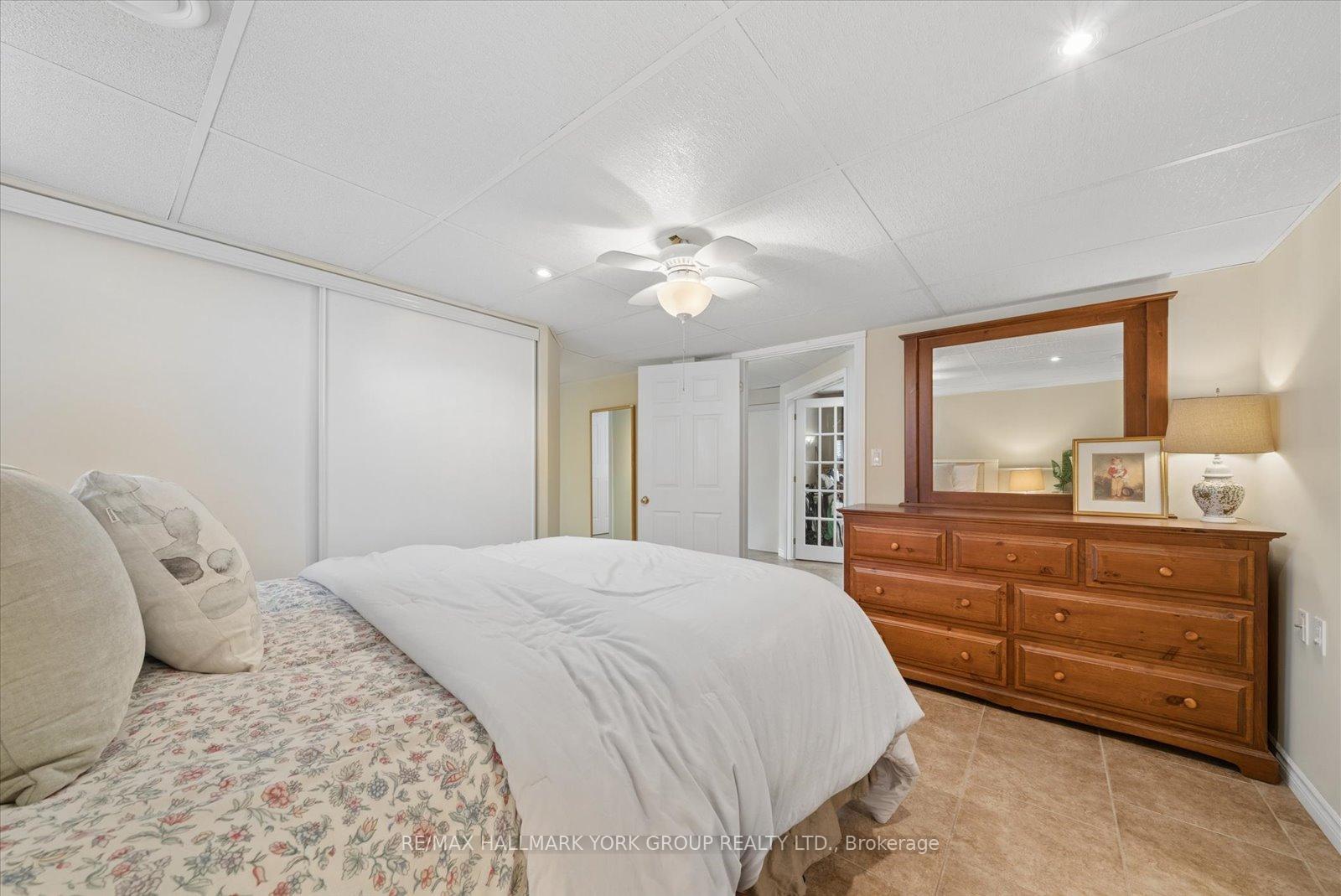 Photo 19 of 168 Irving Drive, Georgina, Pefferlaw — HOMEH