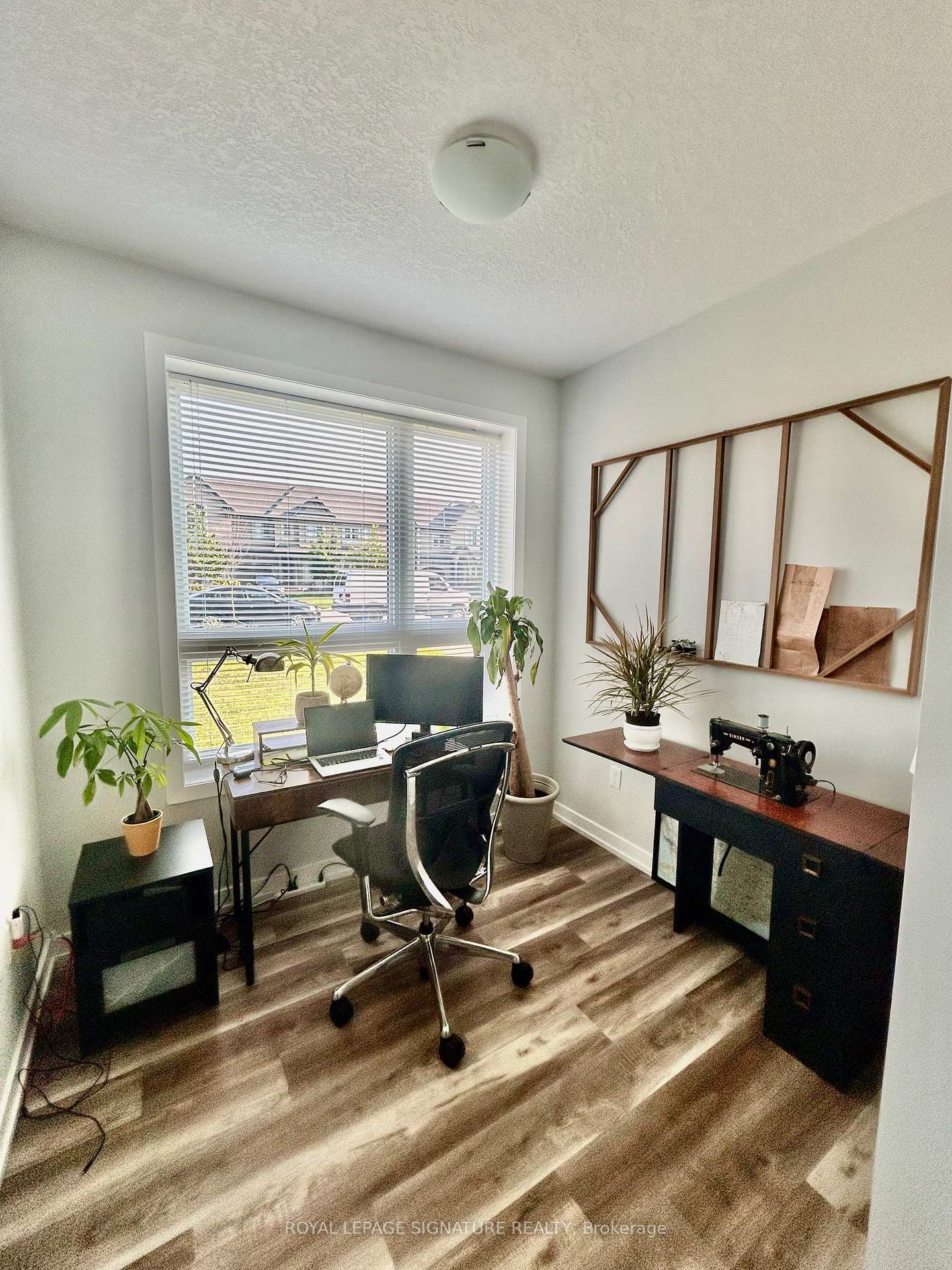 Photo 10 of Unit 110, 101 Shoreview Place, Hamilton, Stoney Creek — HOMEH