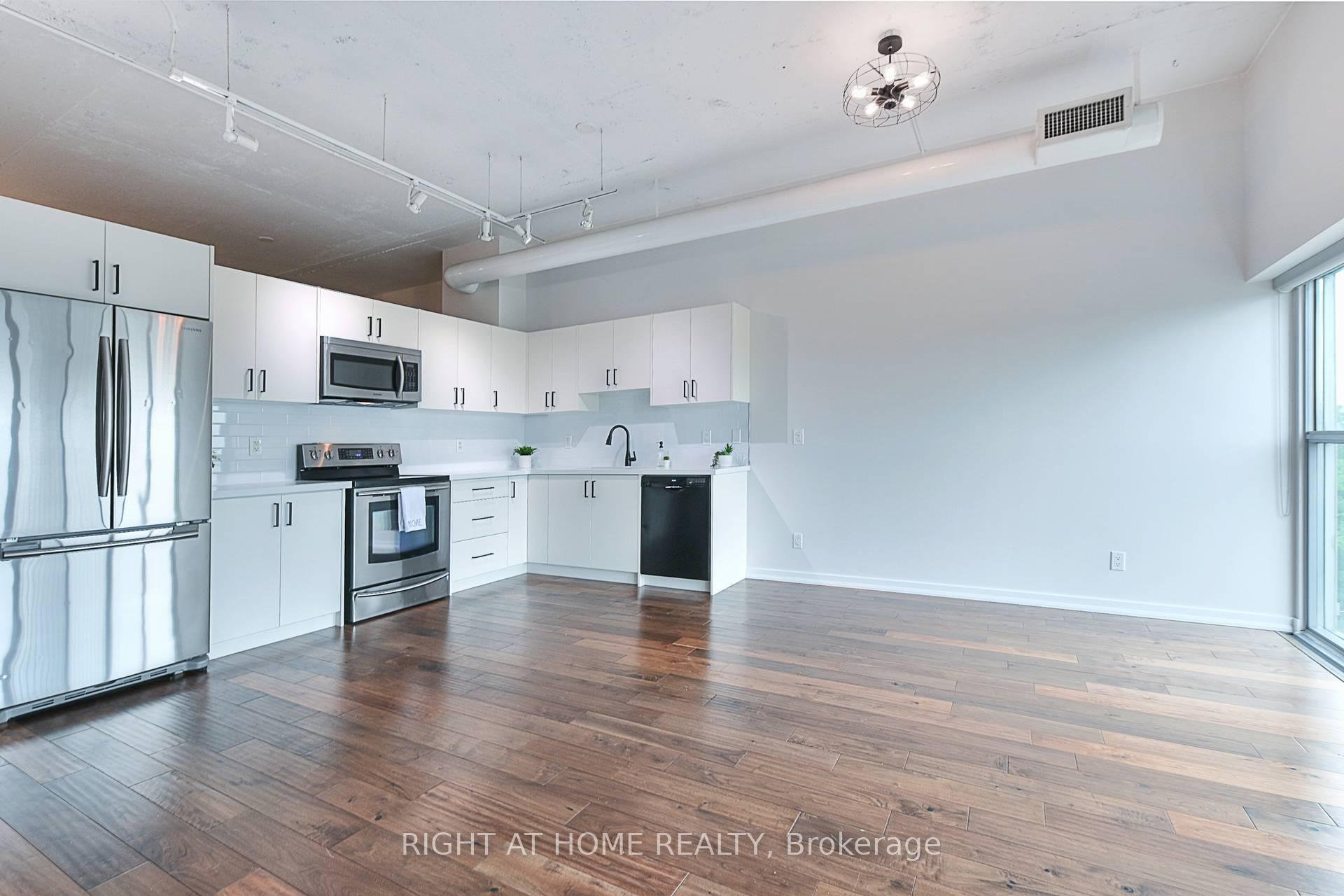 Photo 9 of Unit 611, 2 Fieldway Road, Etobicoke, Islington-City Centre West — HOMEH