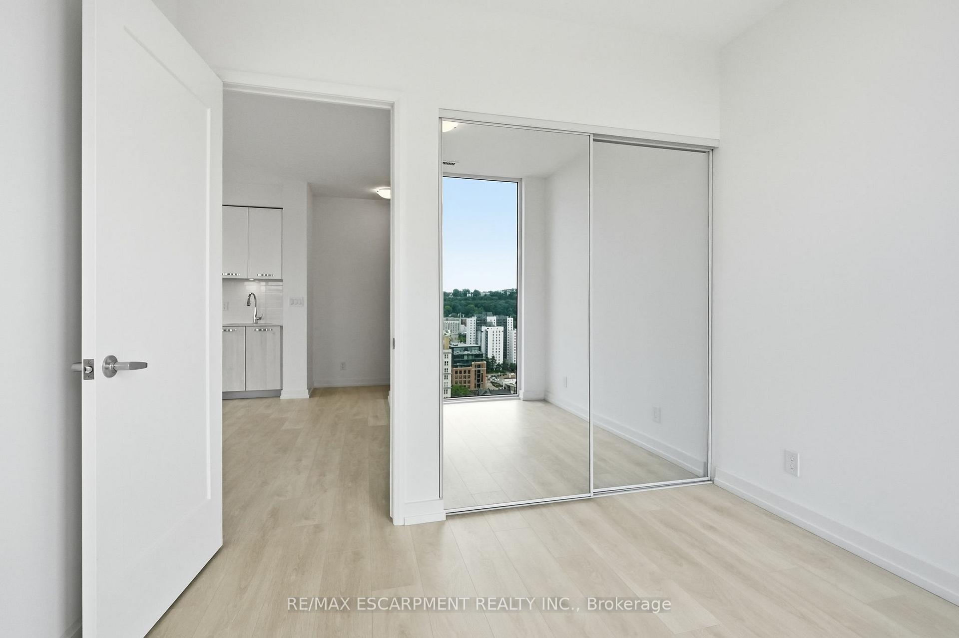 Photo 16 of Unit 2017, 75 James Street S, Hamilton, Corktown — HOMEH