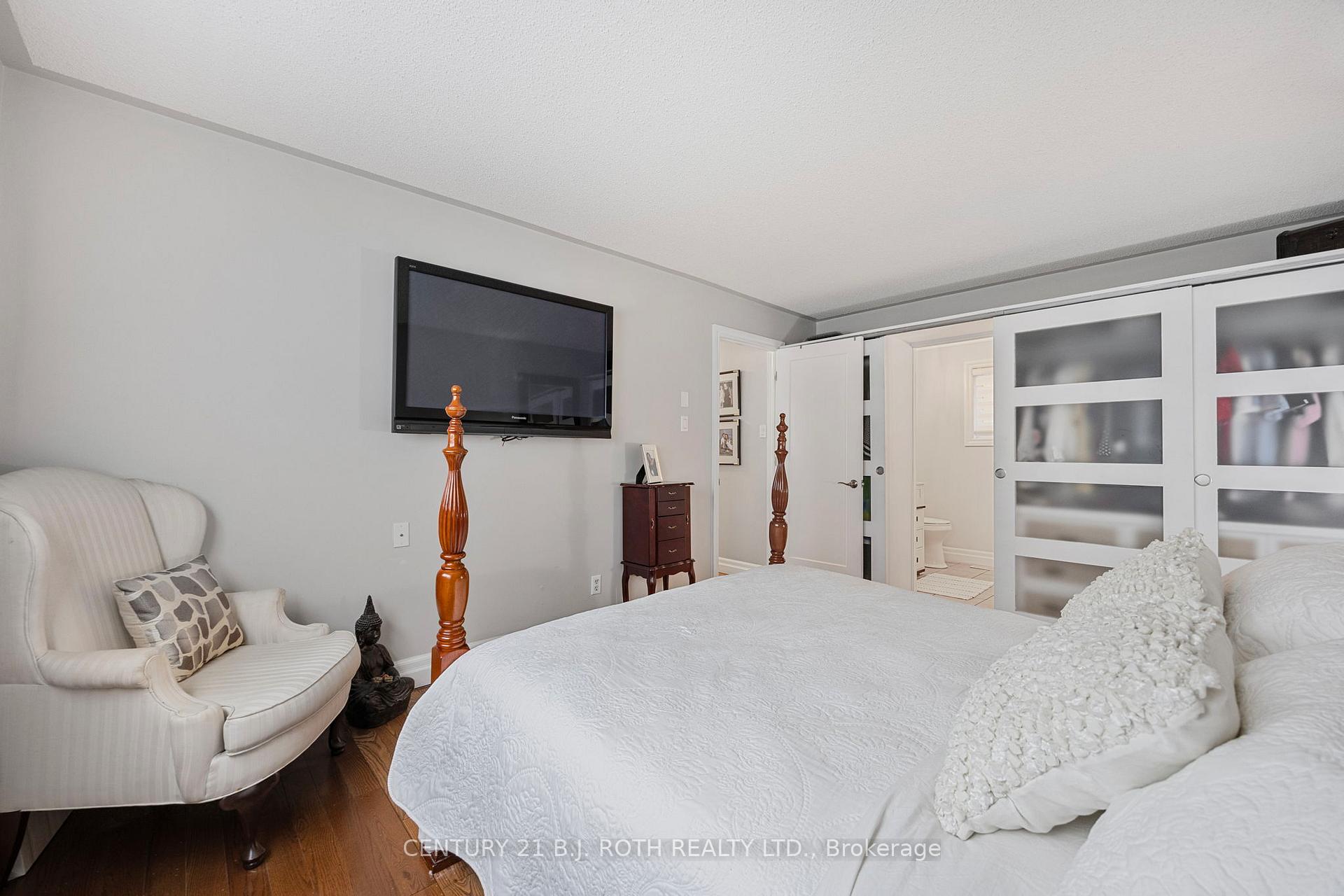Photo 14 of 10 Allen Drive N, Wasaga Beach — HOMEH