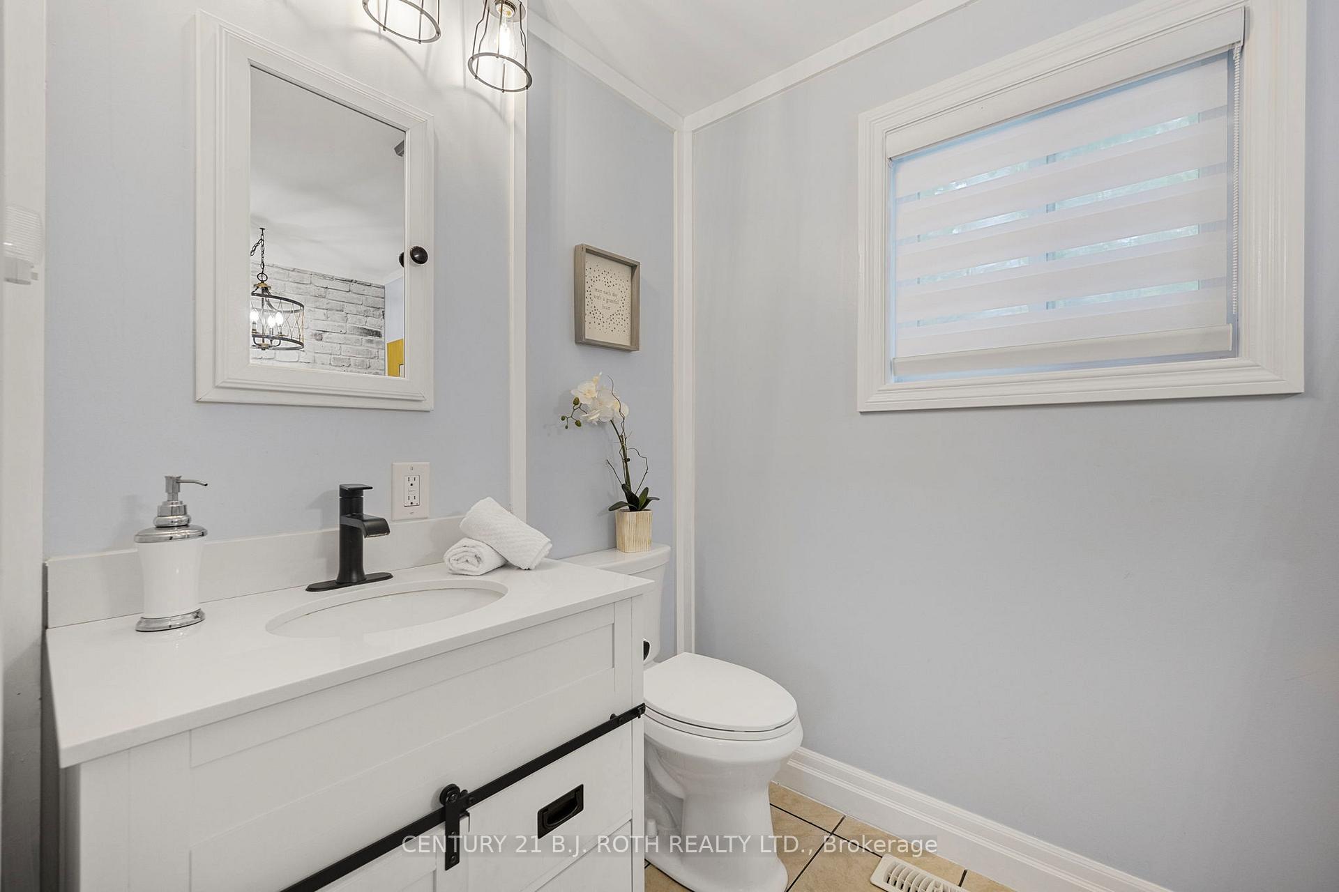 Photo 18 of 10 Allen Drive N, Wasaga Beach — HOMEH