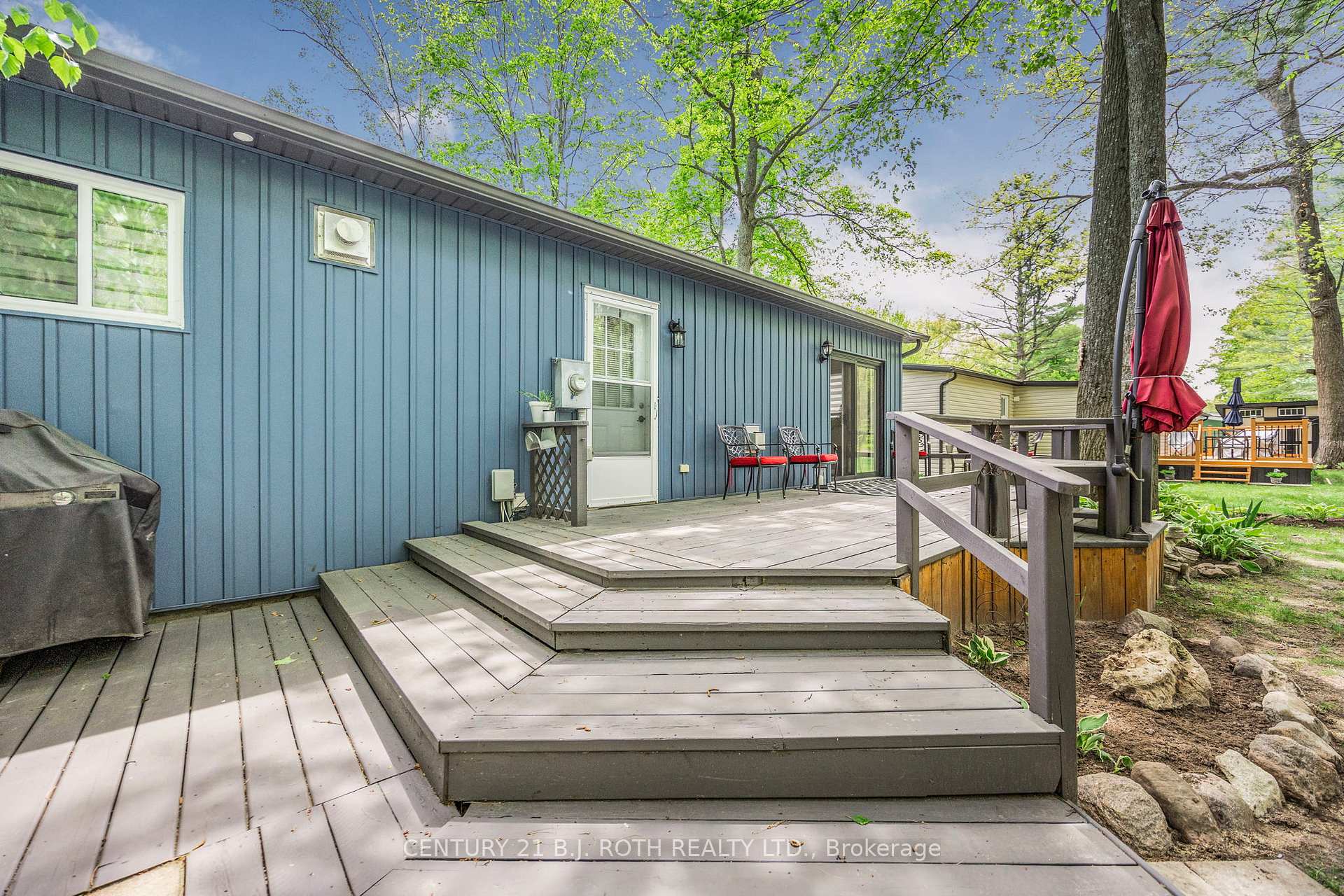 Photo 26 of 10 Allen Drive N, Wasaga Beach — HOMEH