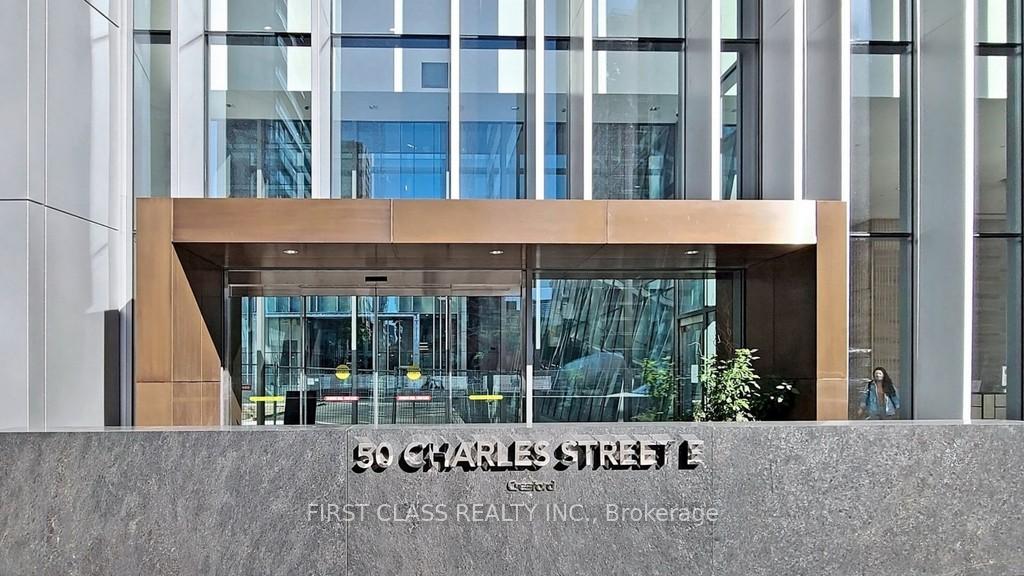 Photo 3 of Unit LPH5403, 50 Charles Street, Toronto, Church-Yonge Corridor — HOMEH