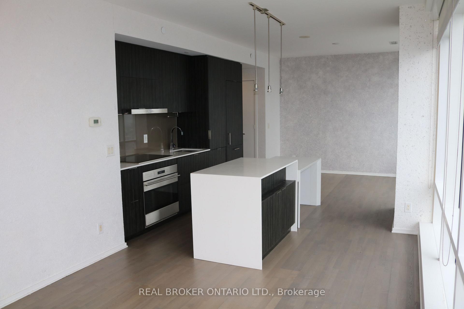 Photo 2 of Unit 5209, 1 Bloor Street E, Toronto, Church-Yonge Corridor — HOMEH