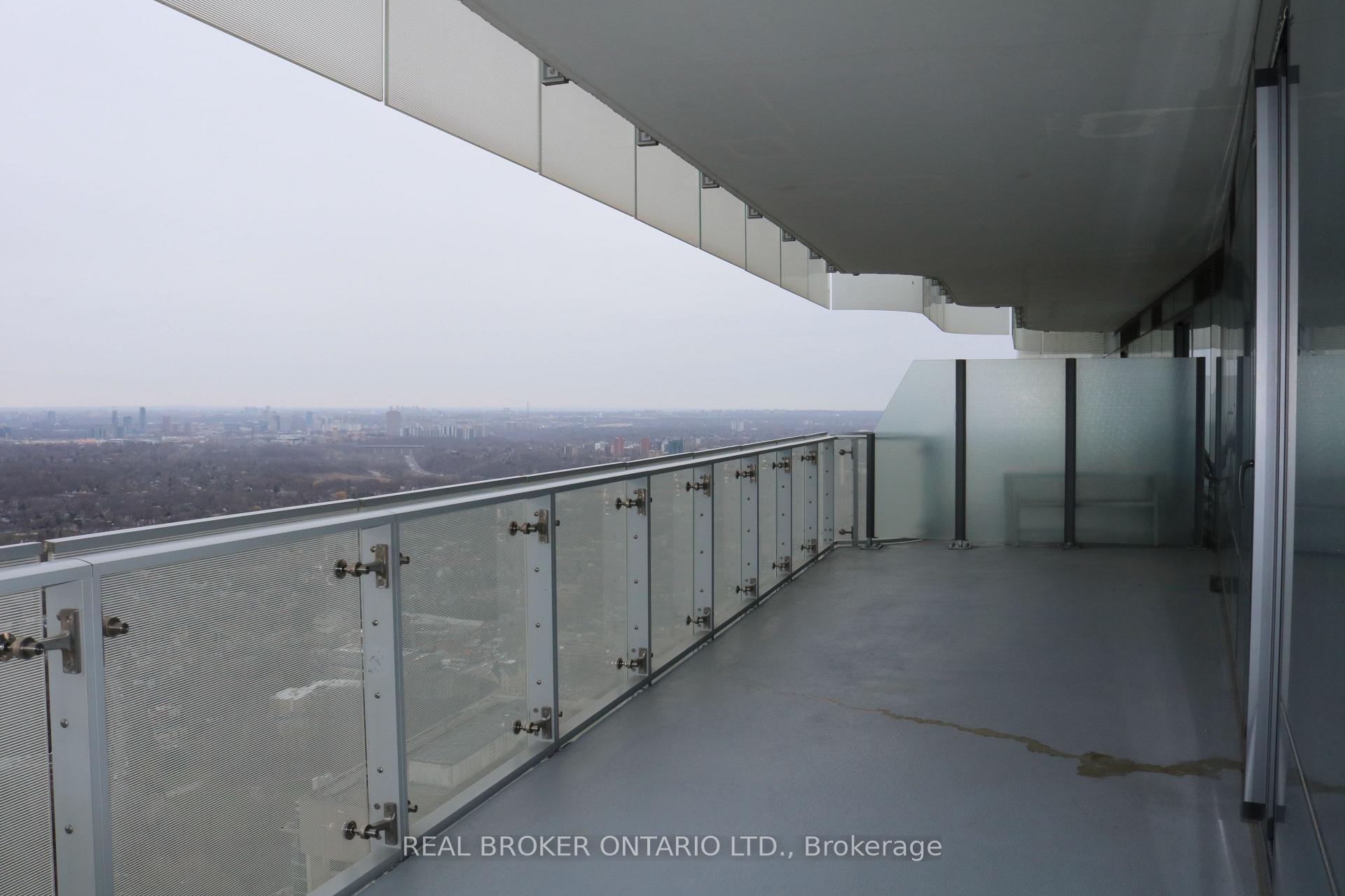 Photo 18 of Unit 5209, 1 Bloor Street E, Toronto, Church-Yonge Corridor — HOMEH