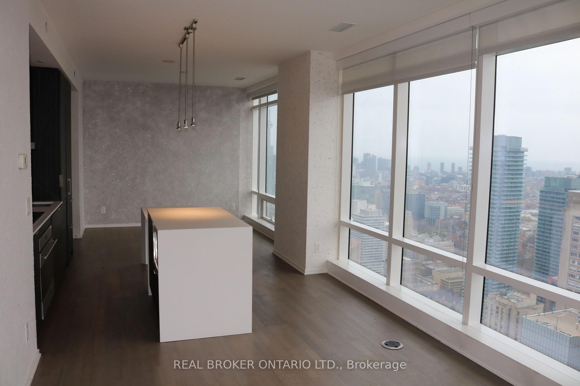 Photo 19 of Unit 5209, 1 Bloor Street E, Toronto, Church-Yonge Corridor — HOMEH
