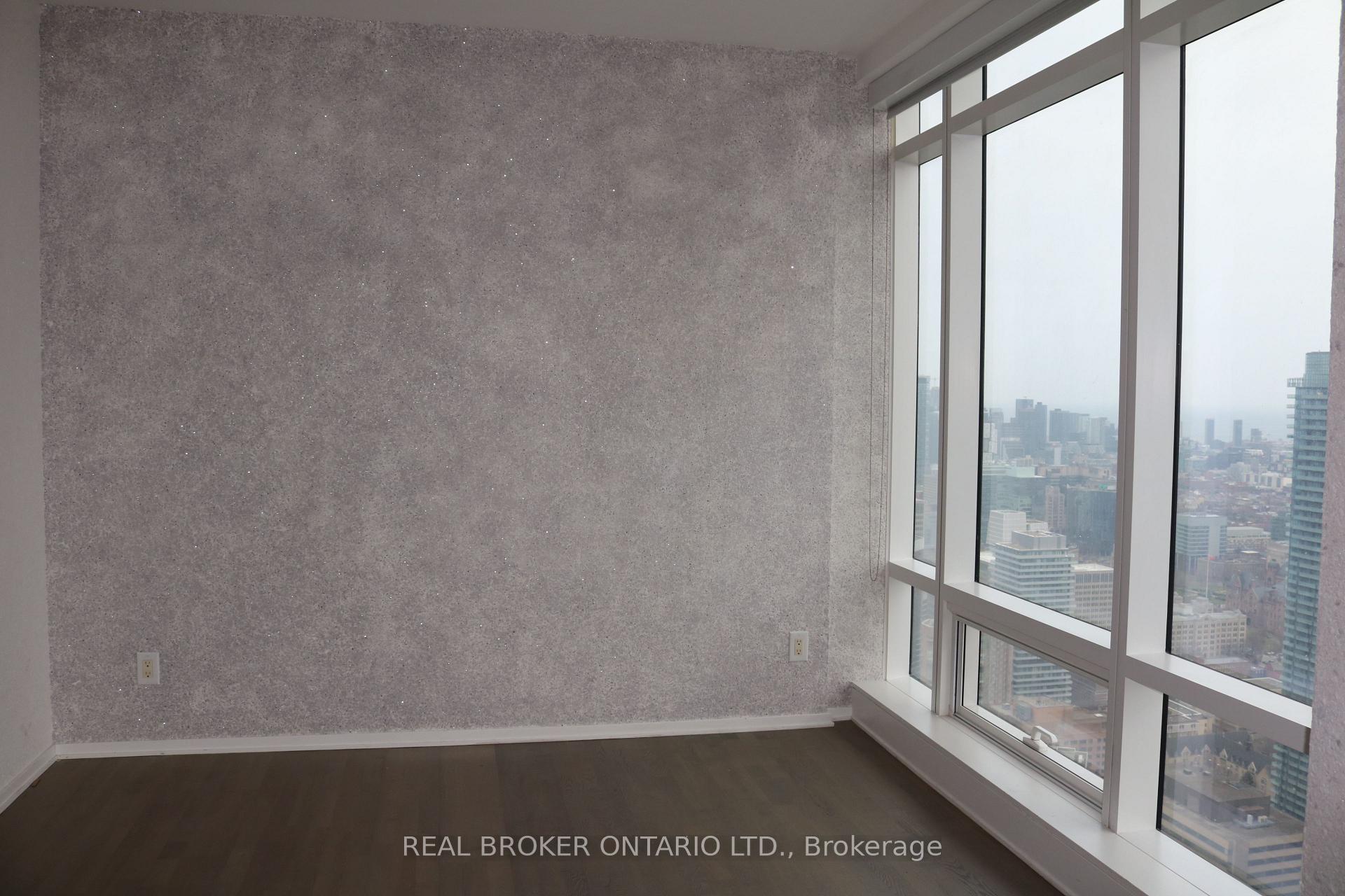 Photo 22 of Unit 5209, 1 Bloor Street E, Toronto, Church-Yonge Corridor — HOMEH