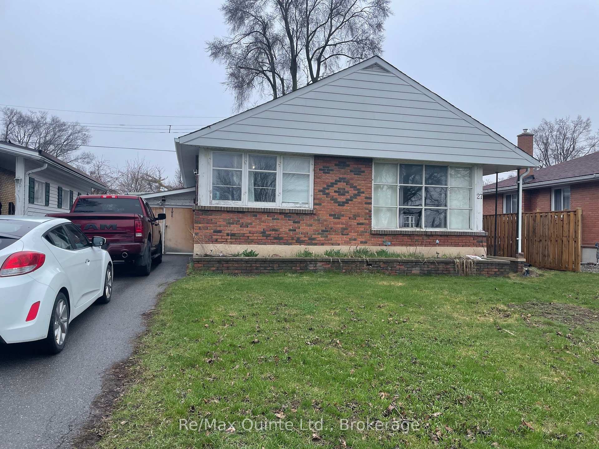 Photo 1 of 27 First Avenue, Quinte West, Trenton Ward — HOMEH