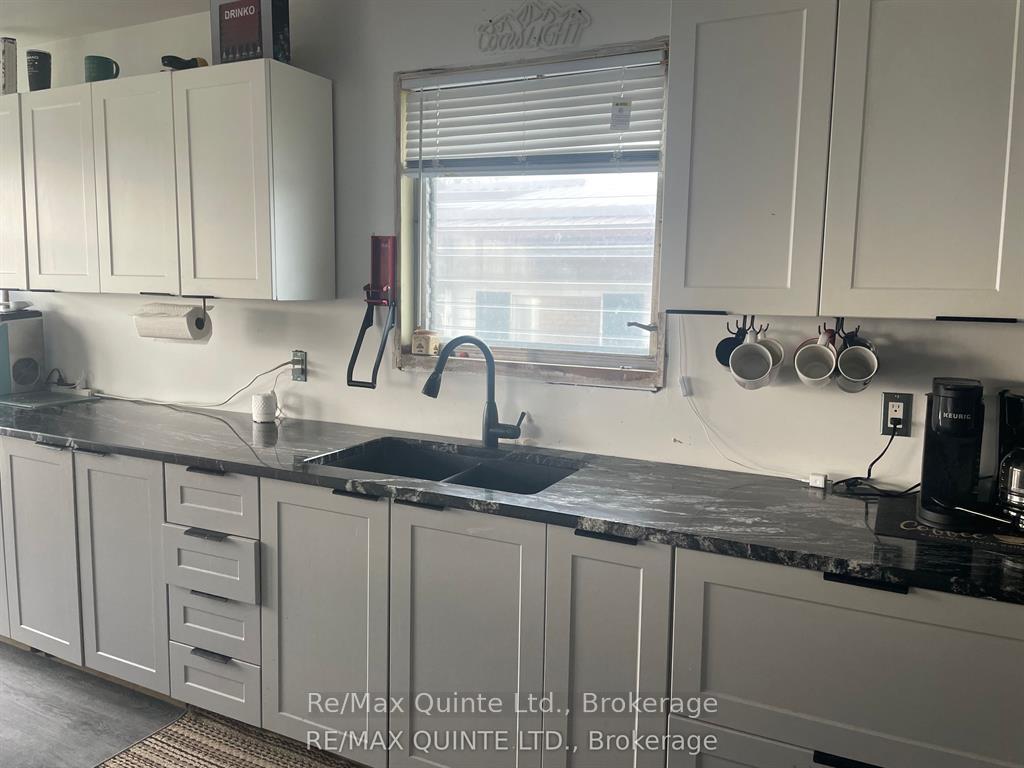 Photo 4 of 27 First Avenue, Quinte West, Trenton Ward — HOMEH