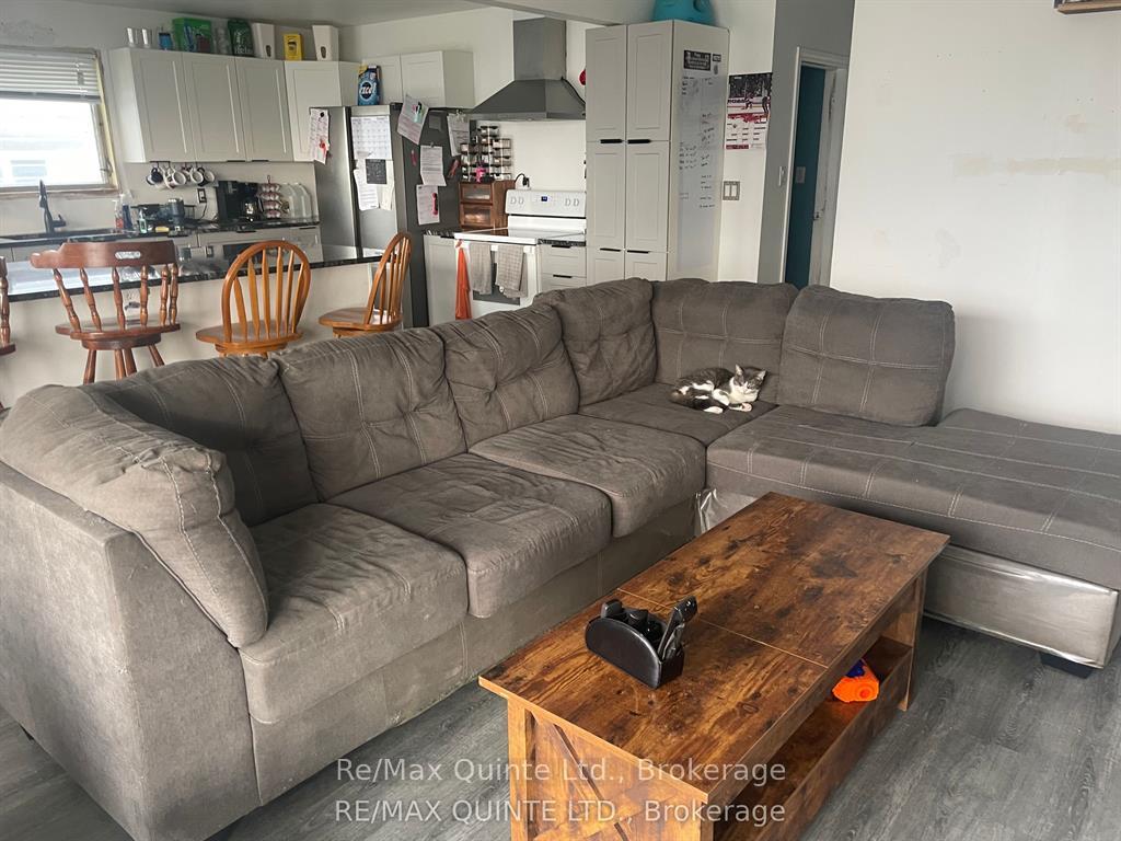 Photo 7 of 27 First Avenue, Quinte West, Trenton Ward — HOMEH