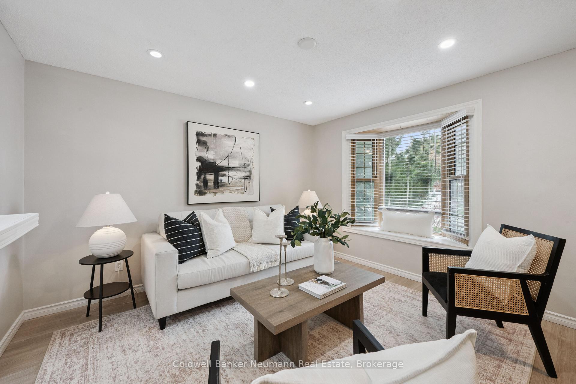 Photo 5 of Unit 1, 364 Imperial Road S, Guelph, Willow West/Sugarbush/West Acres — HOMEH