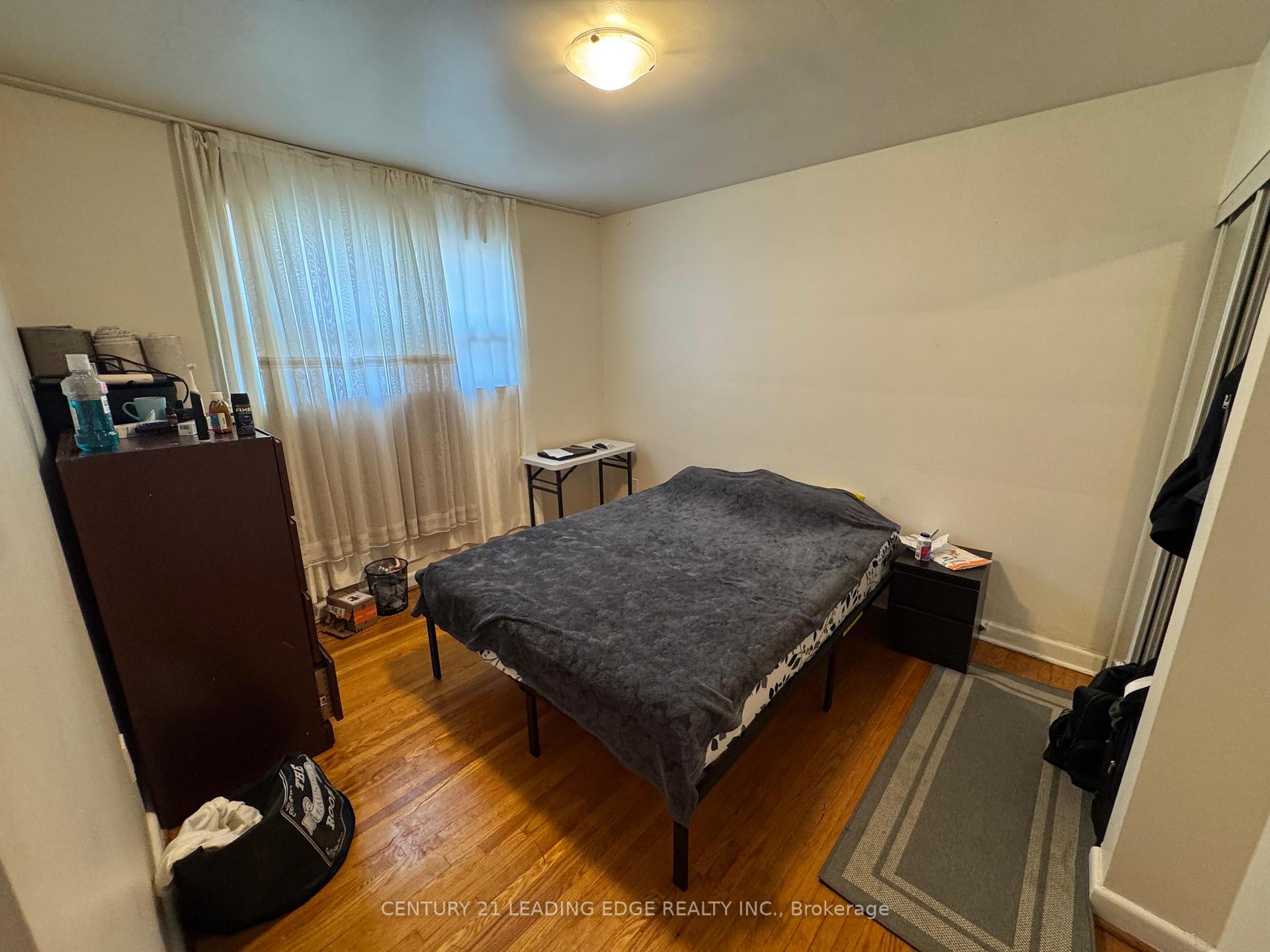 Photo 15 of 76 Thurrock Road, North York, Glenfield-Jane Heights — HOMEH