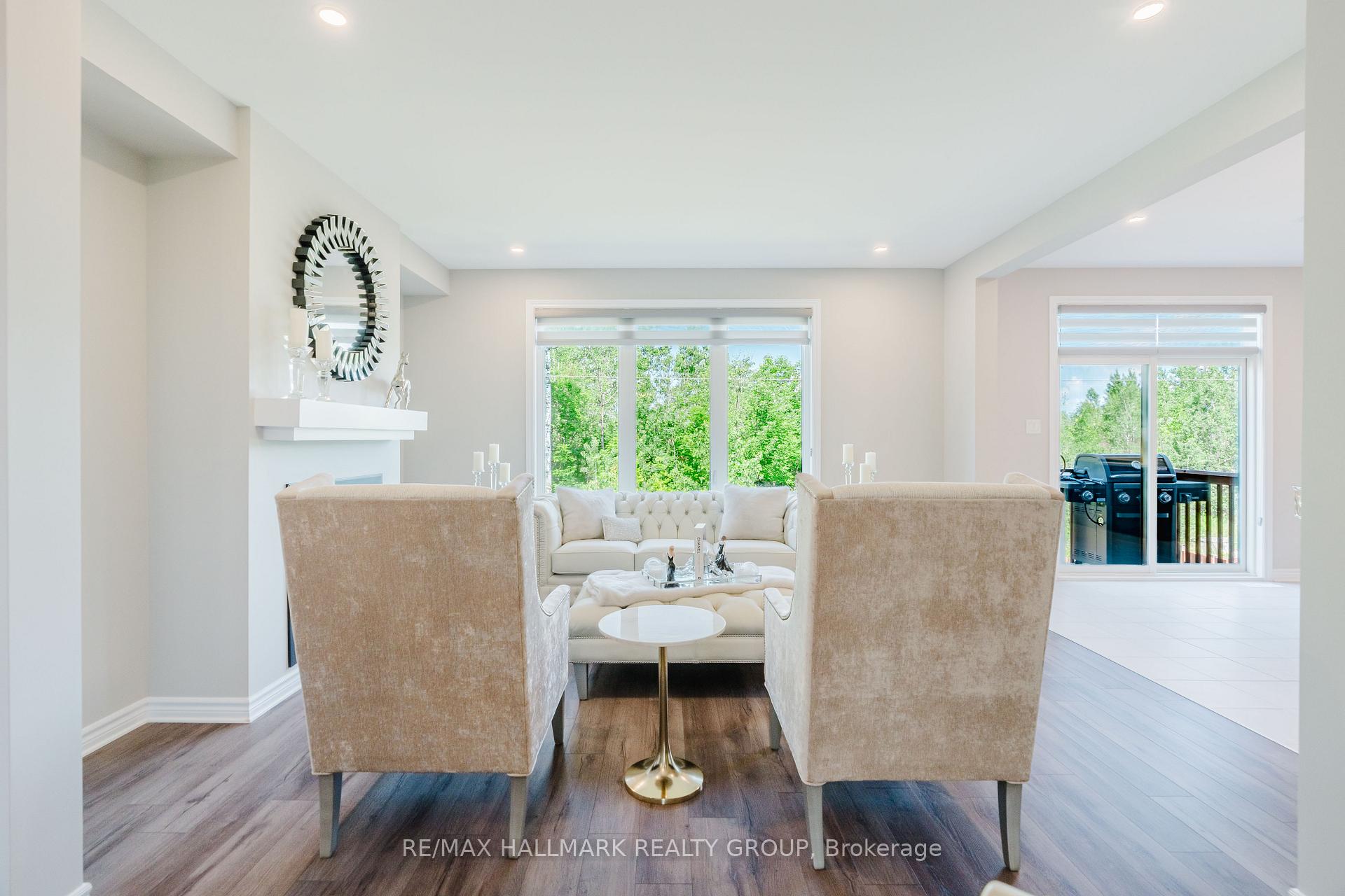Photo 12 of 678 Eagle Crest Heights, Ottawa, Stittsville (North) — HOMEH