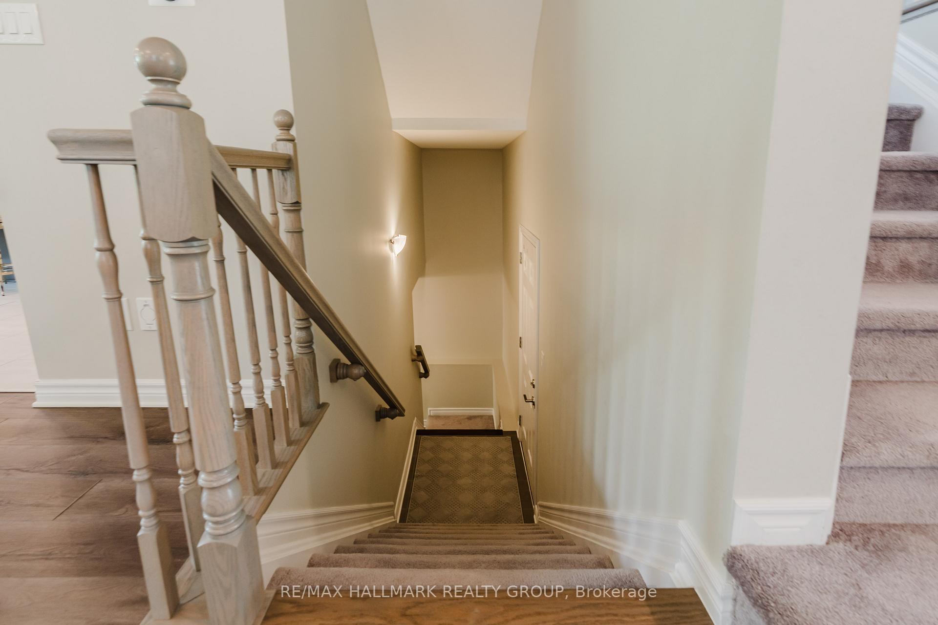 Photo 31 of 678 Eagle Crest Heights, Ottawa, Stittsville (North) — HOMEH