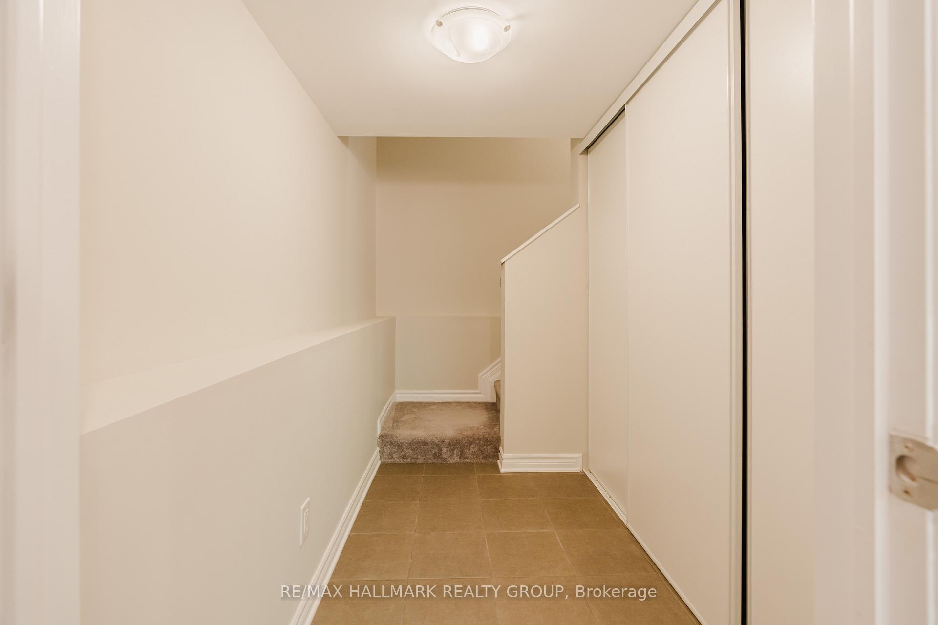 Photo 32 of 678 Eagle Crest Heights, Ottawa, Stittsville (North) — HOMEH