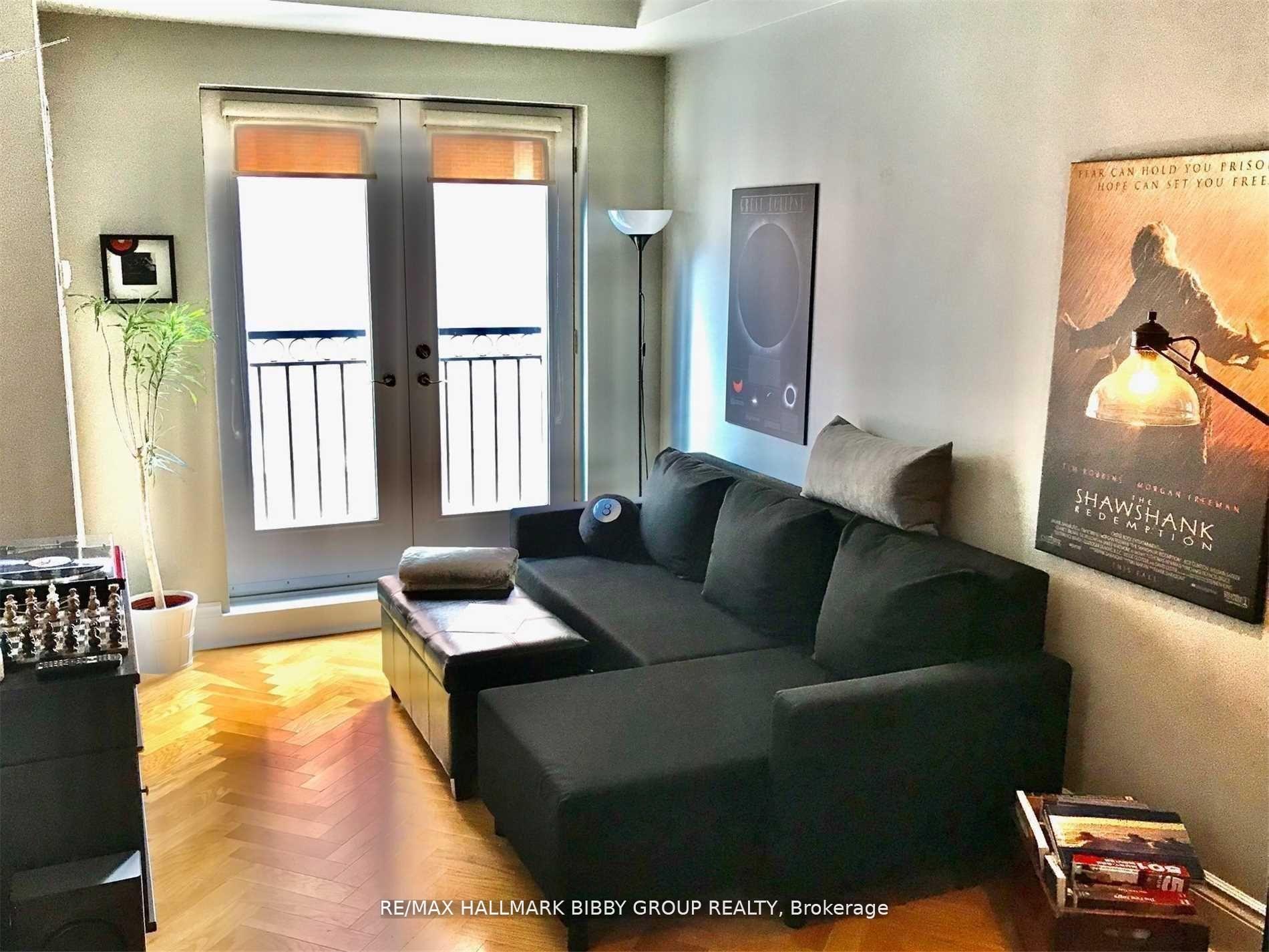Front of Unit 503, 120 Lombard Street