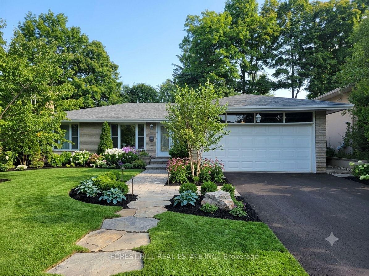 Photo 1 of 15 Restwell Crescent, North York, Bayview Village — HOMEH