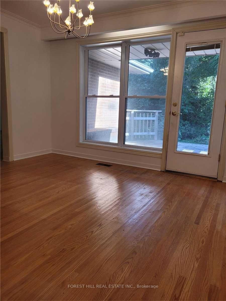 Photo 9 of 15 Restwell Crescent, North York, Bayview Village — HOMEH