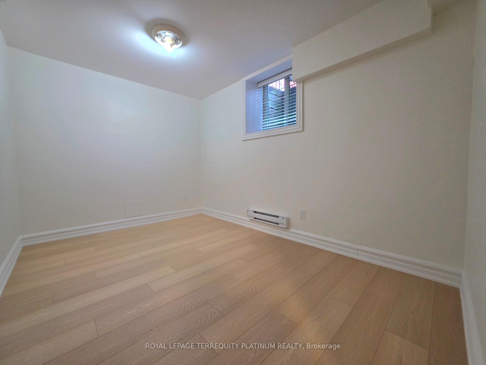 Photo 15 of Unit 1/Bsmnt, 11 Beaconsfield Avenue, Toronto, Little Portugal — HOMEH