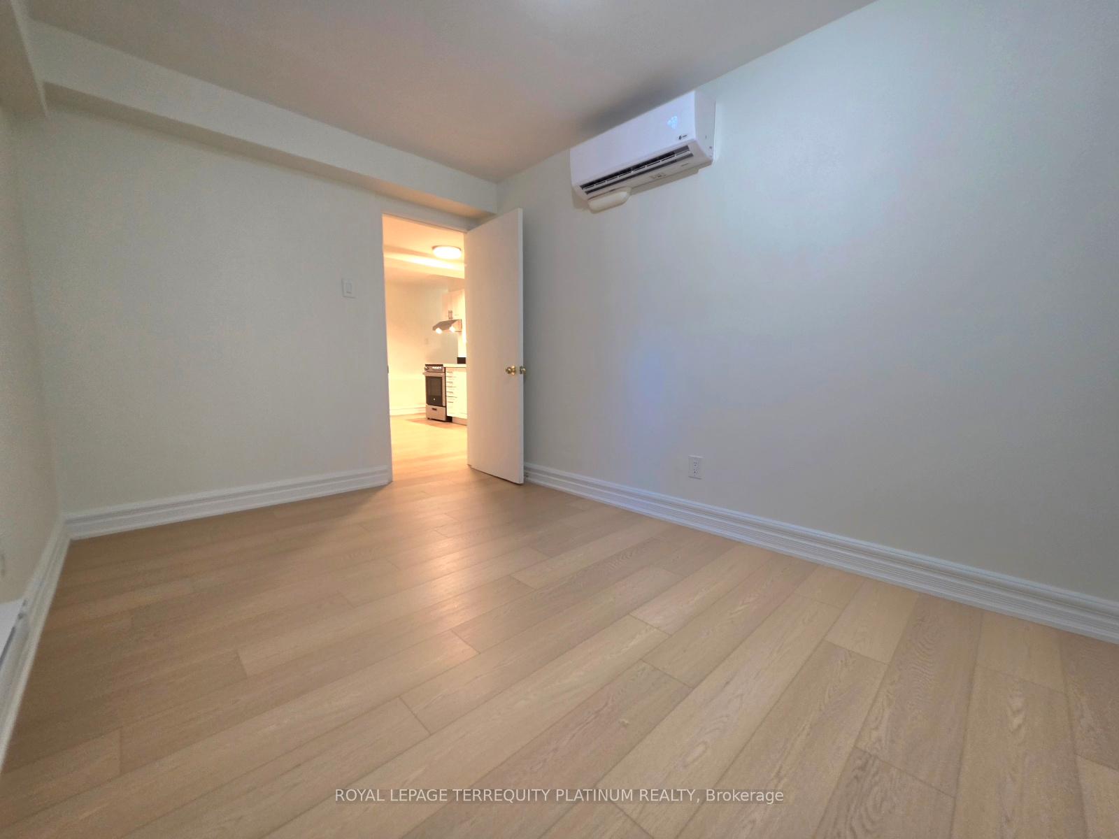 Photo 16 of Unit 1/Bsmnt, 11 Beaconsfield Avenue, Toronto, Little Portugal — HOMEH