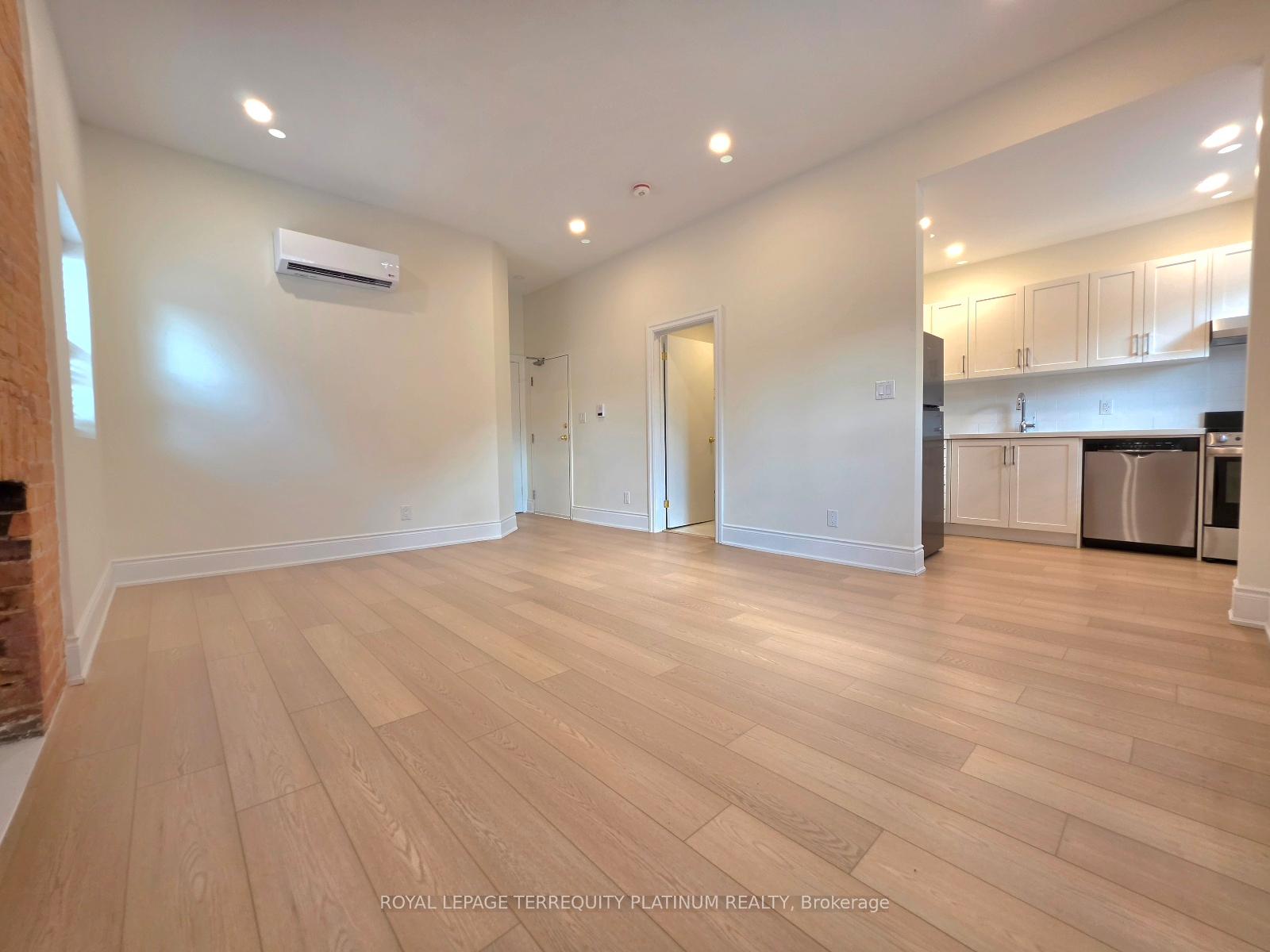 Photo 10 of Unit 4/ 2nd Floor, 11 Beaconsfield Avenue, Toronto, Little Portugal — HOMEH