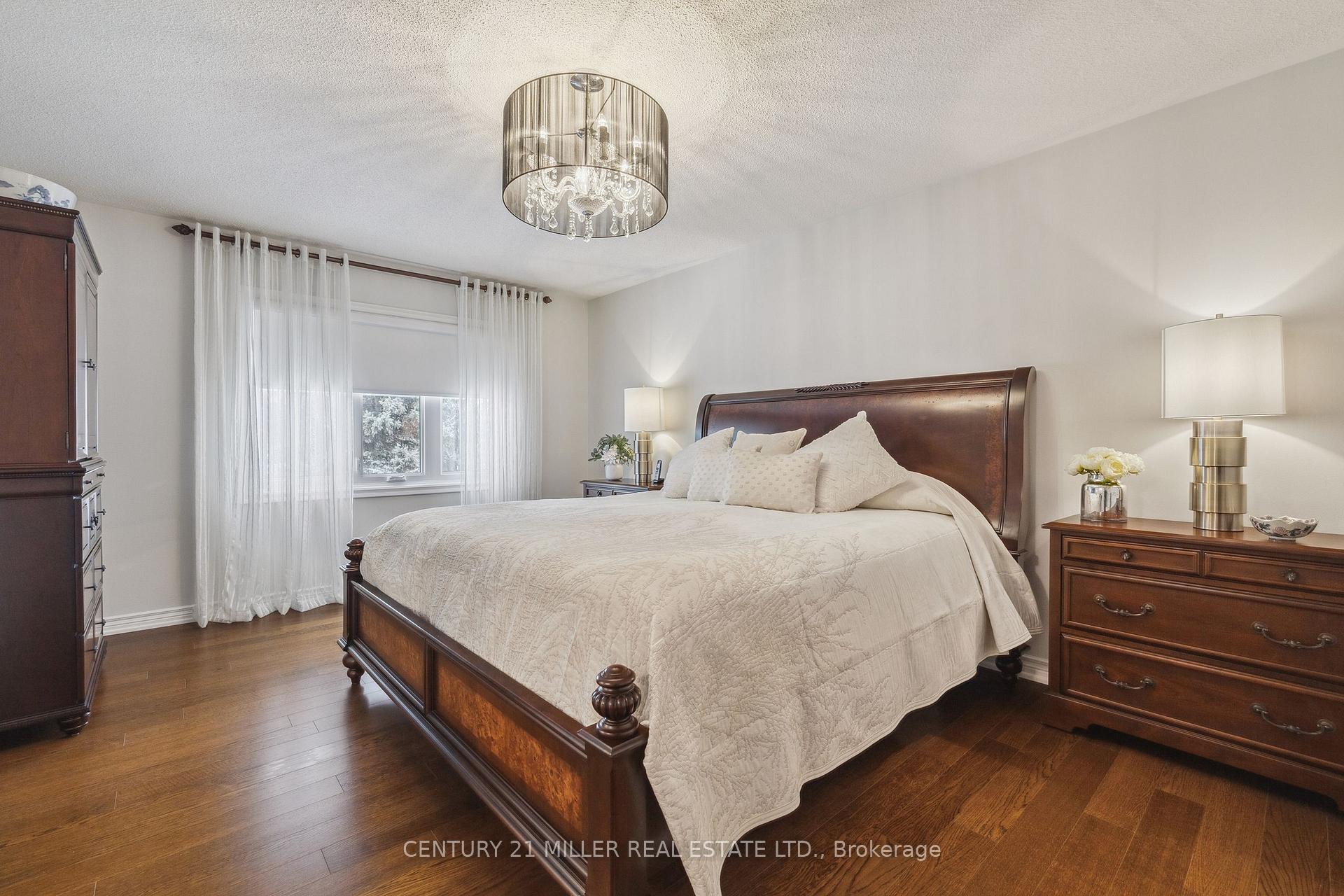 Photo 17 of 4665 Beaufort Terrace, Mississauga, Central Erin Mills — HOMEH