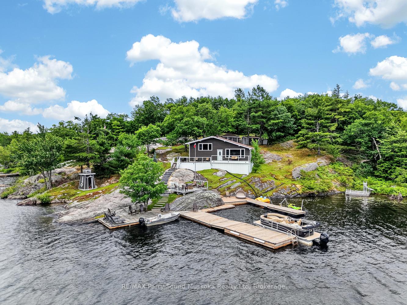 Photo of 101 Healey Lake Water