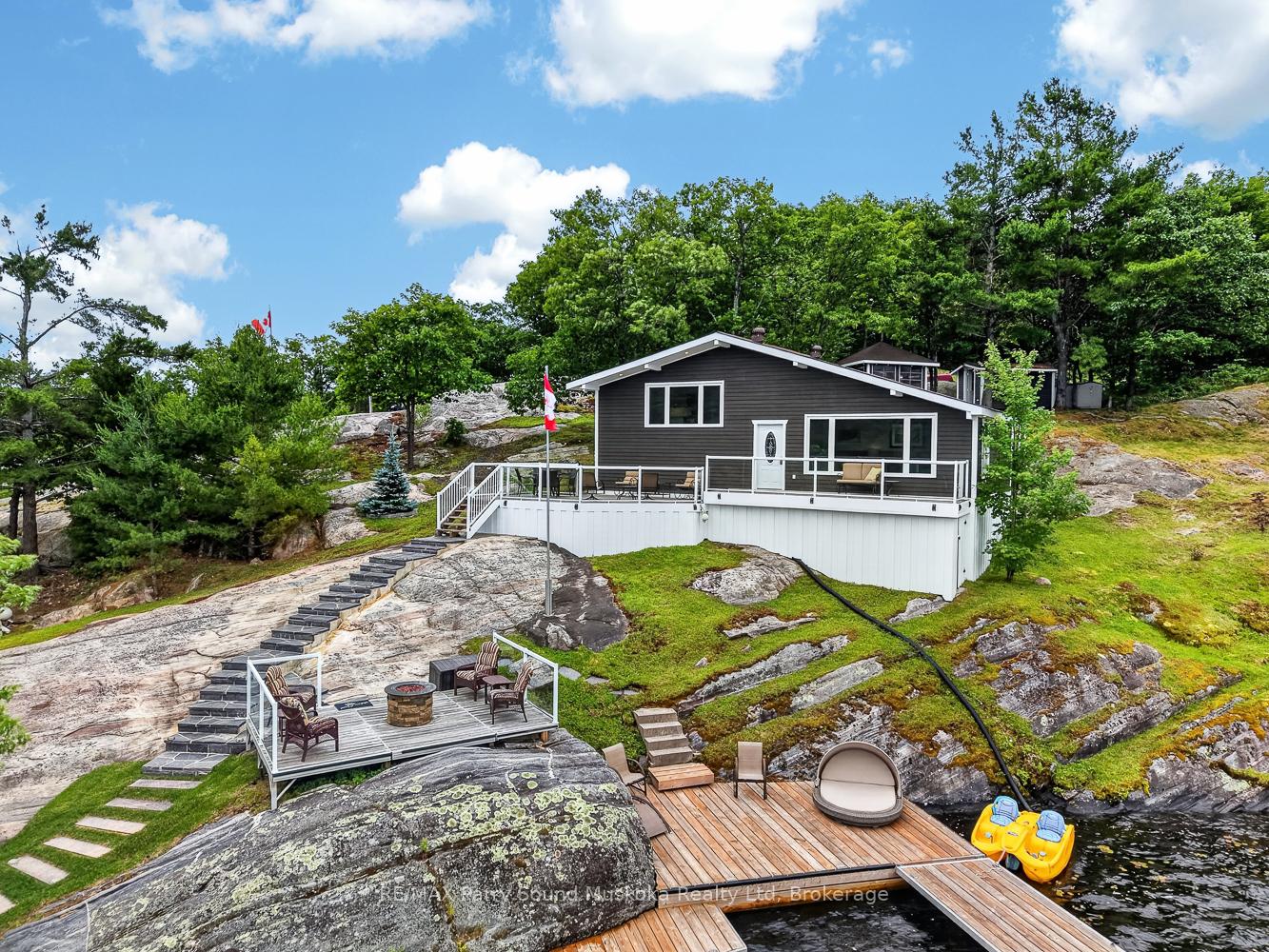 Photo 4 of 101 Healey Lake Water, The Archipelago, Archipelago South — HOMEH