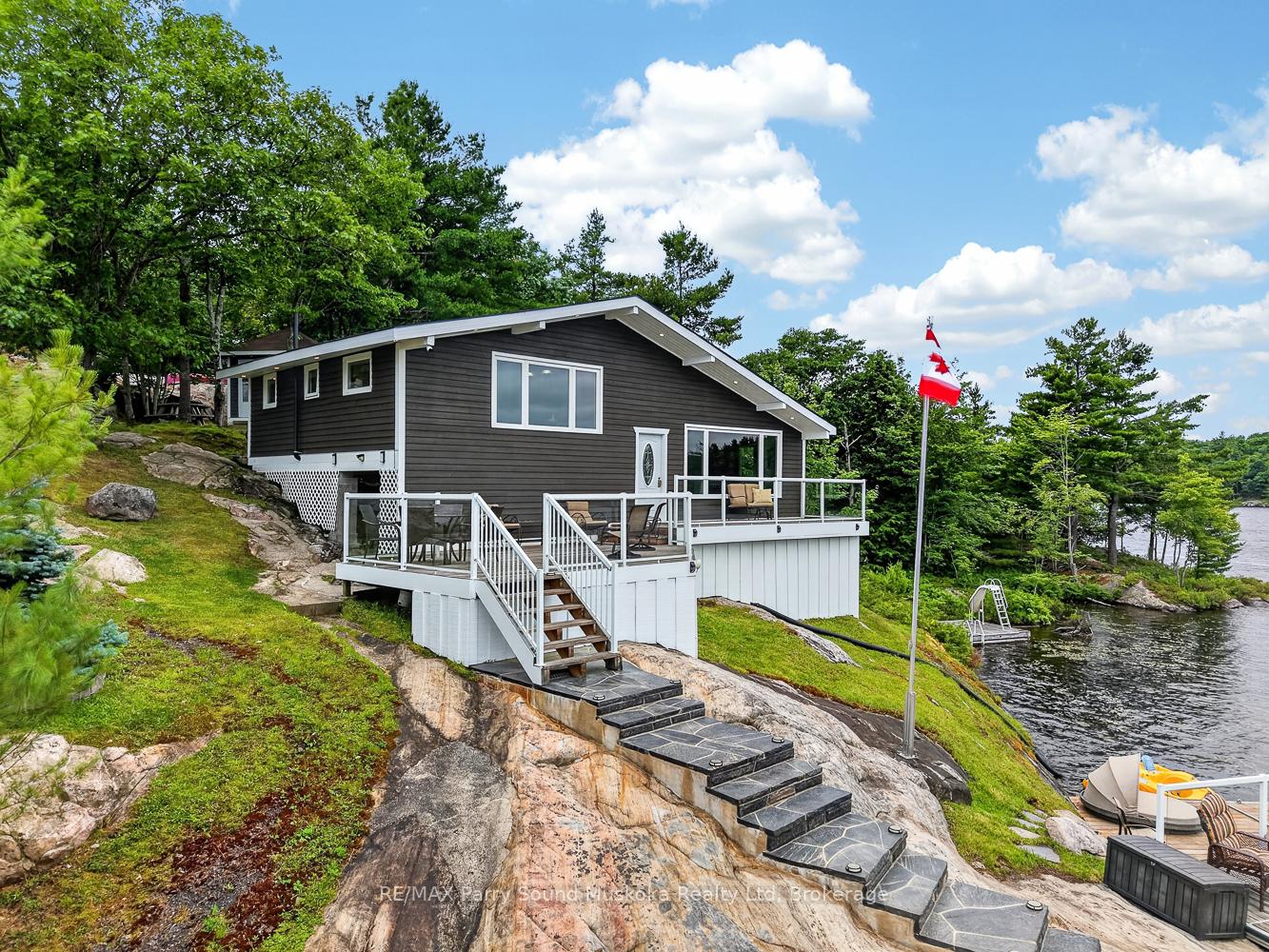 Photo 5 of 101 Healey Lake Water, The Archipelago, Archipelago South — HOMEH