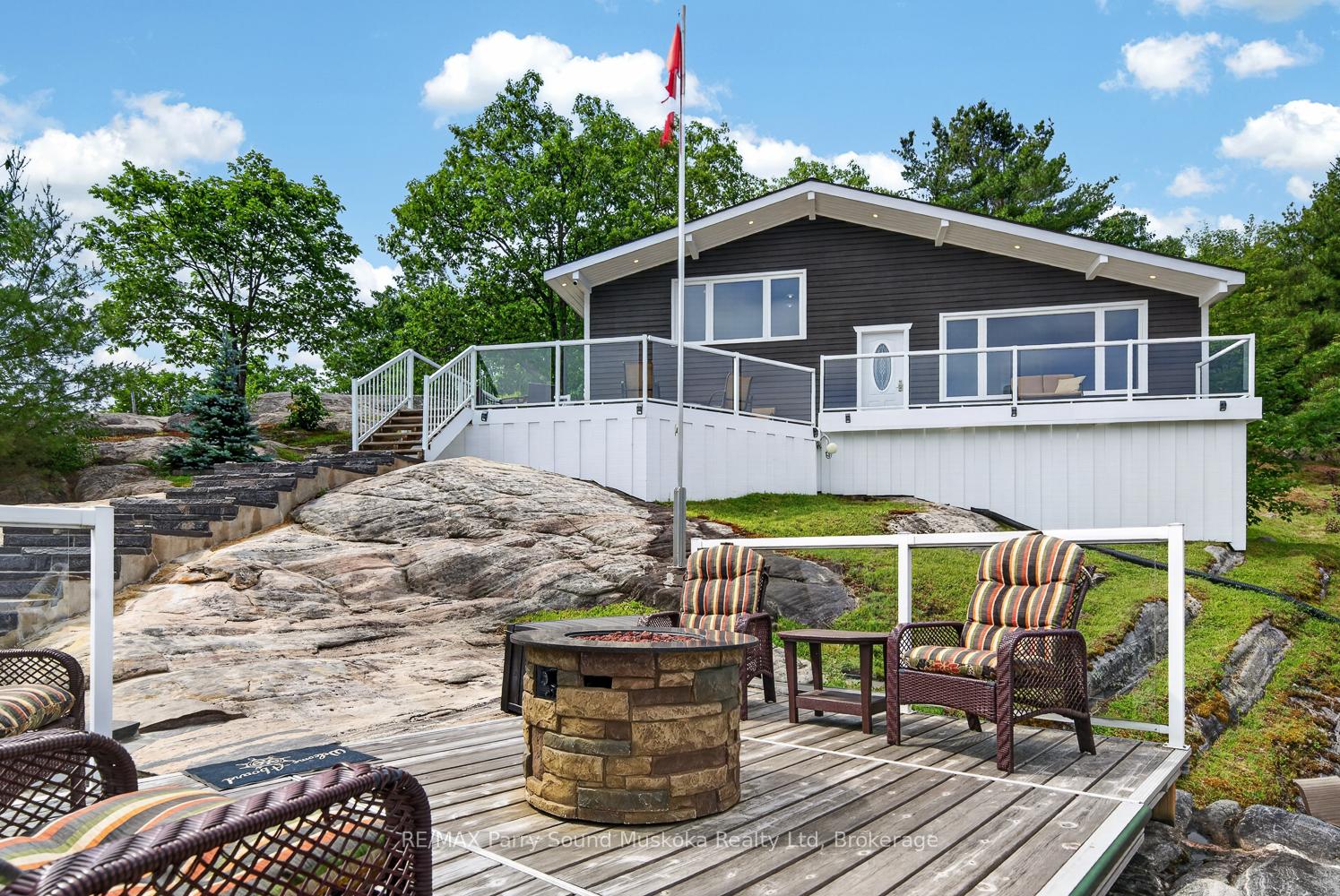 Photo 6 of 101 Healey Lake Water, The Archipelago, Archipelago South — HOMEH