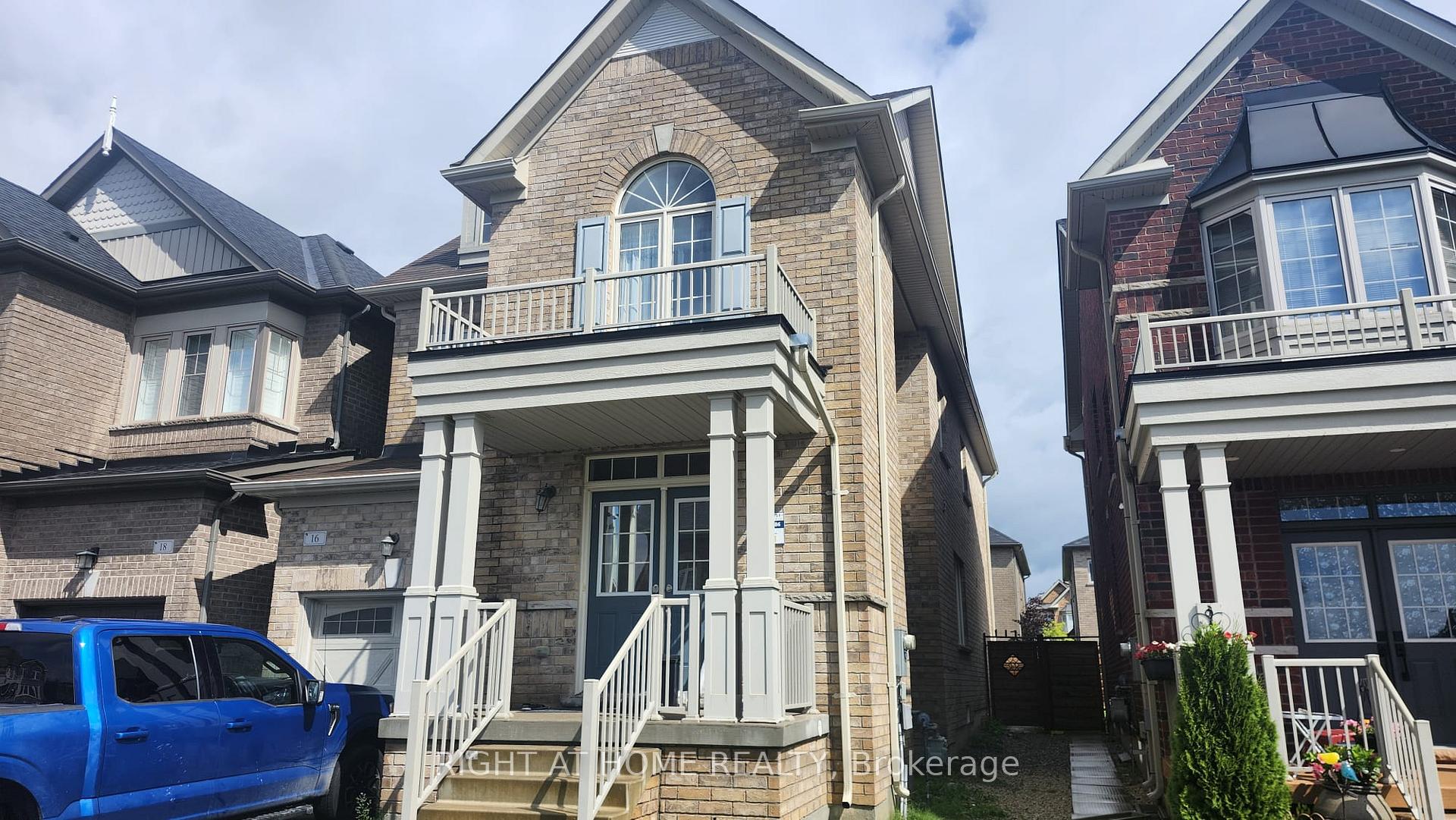 Photo 2 of 16 Red Tree Drive, Vaughan, Kleinburg — HOMEH