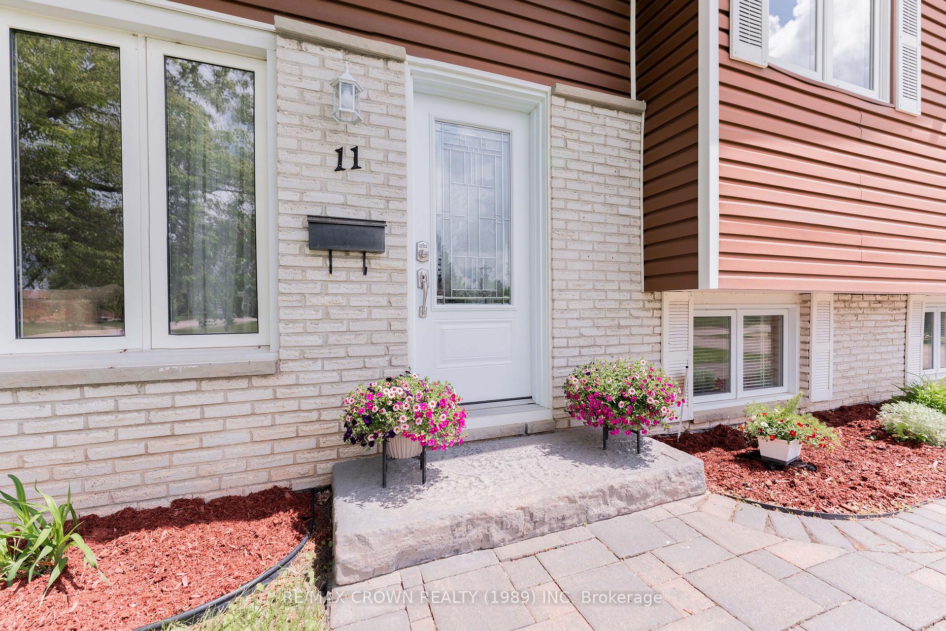 Photo 6 of 11 Kent Place, Kapuskasing — HOMEH