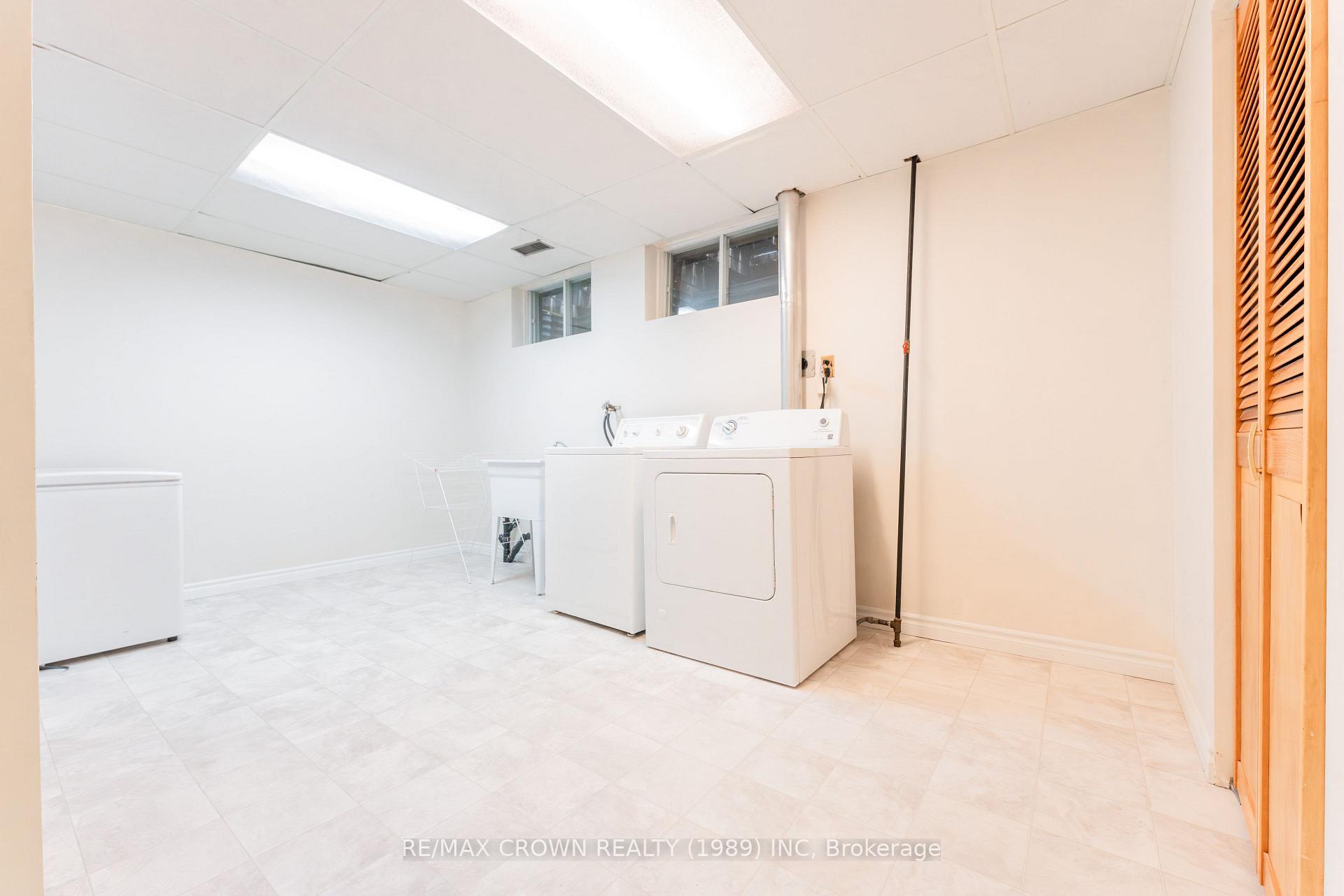 Photo 39 of 11 Kent Place, Kapuskasing — HOMEH
