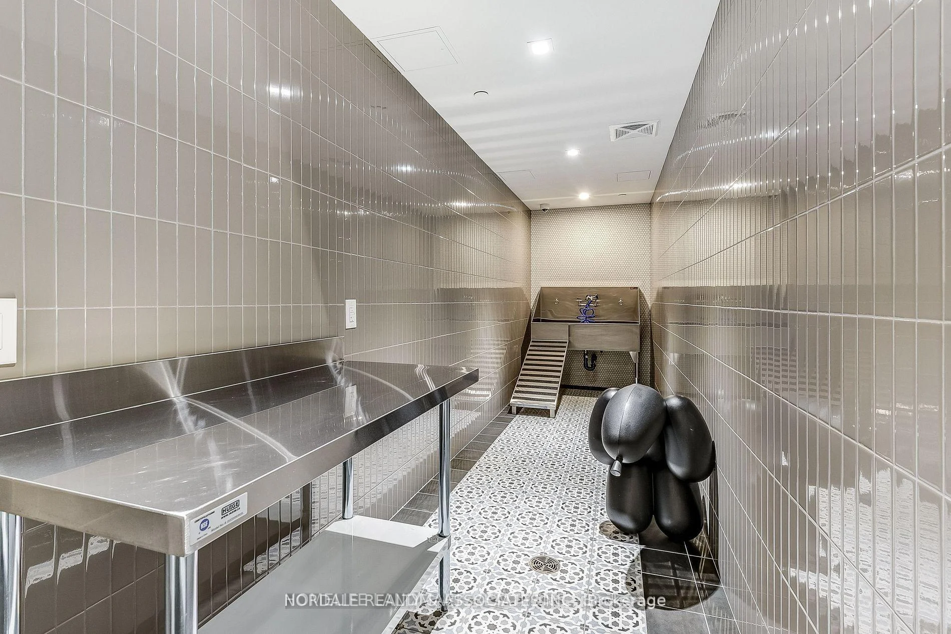 Photo 3 of Unit 3028, 28 Widmer Street, Toronto, Waterfront Communities — HOMEH