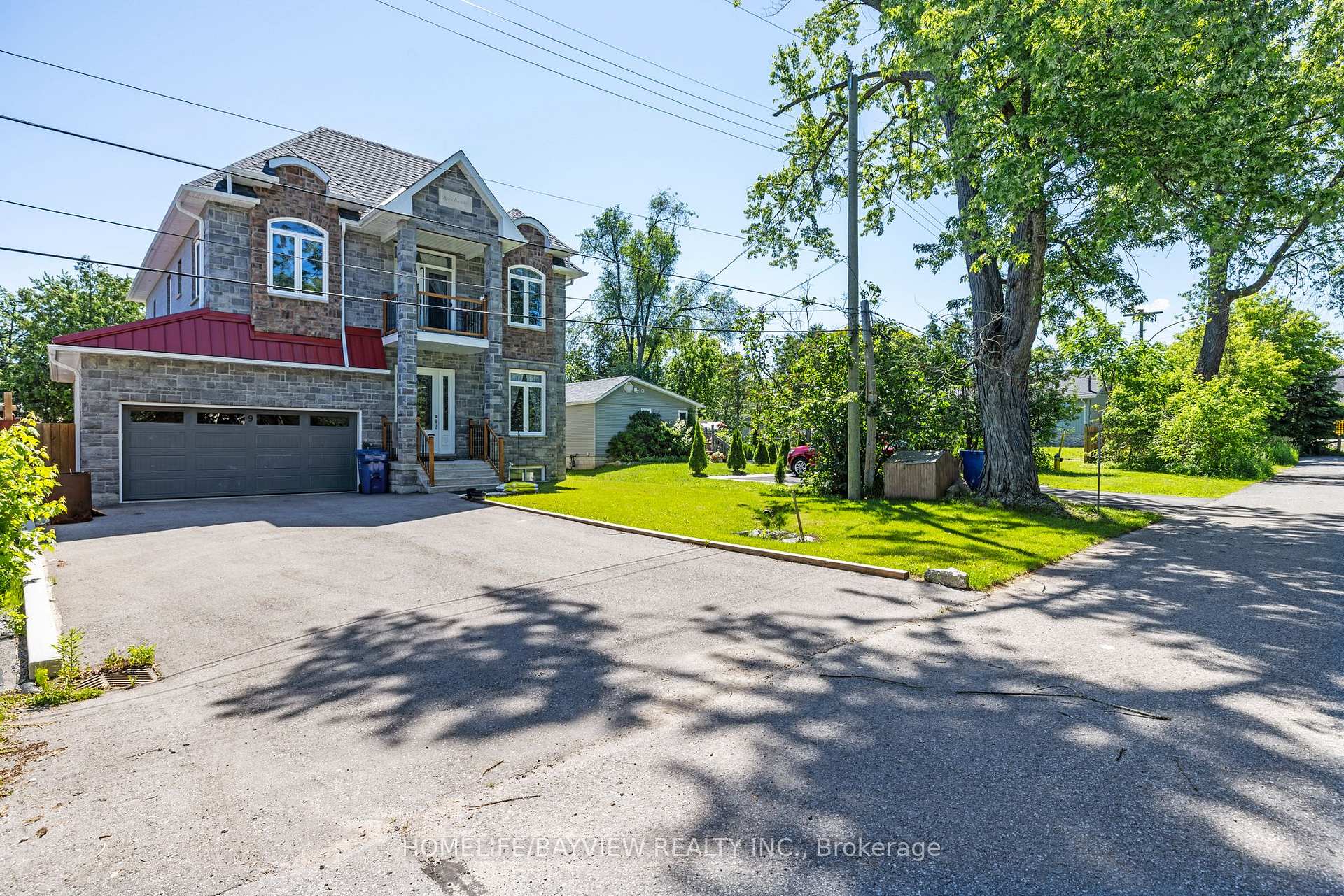 Photo 1 of 9 Albert Street, Georgina, Sutton & Jackson's Point — HOMEH